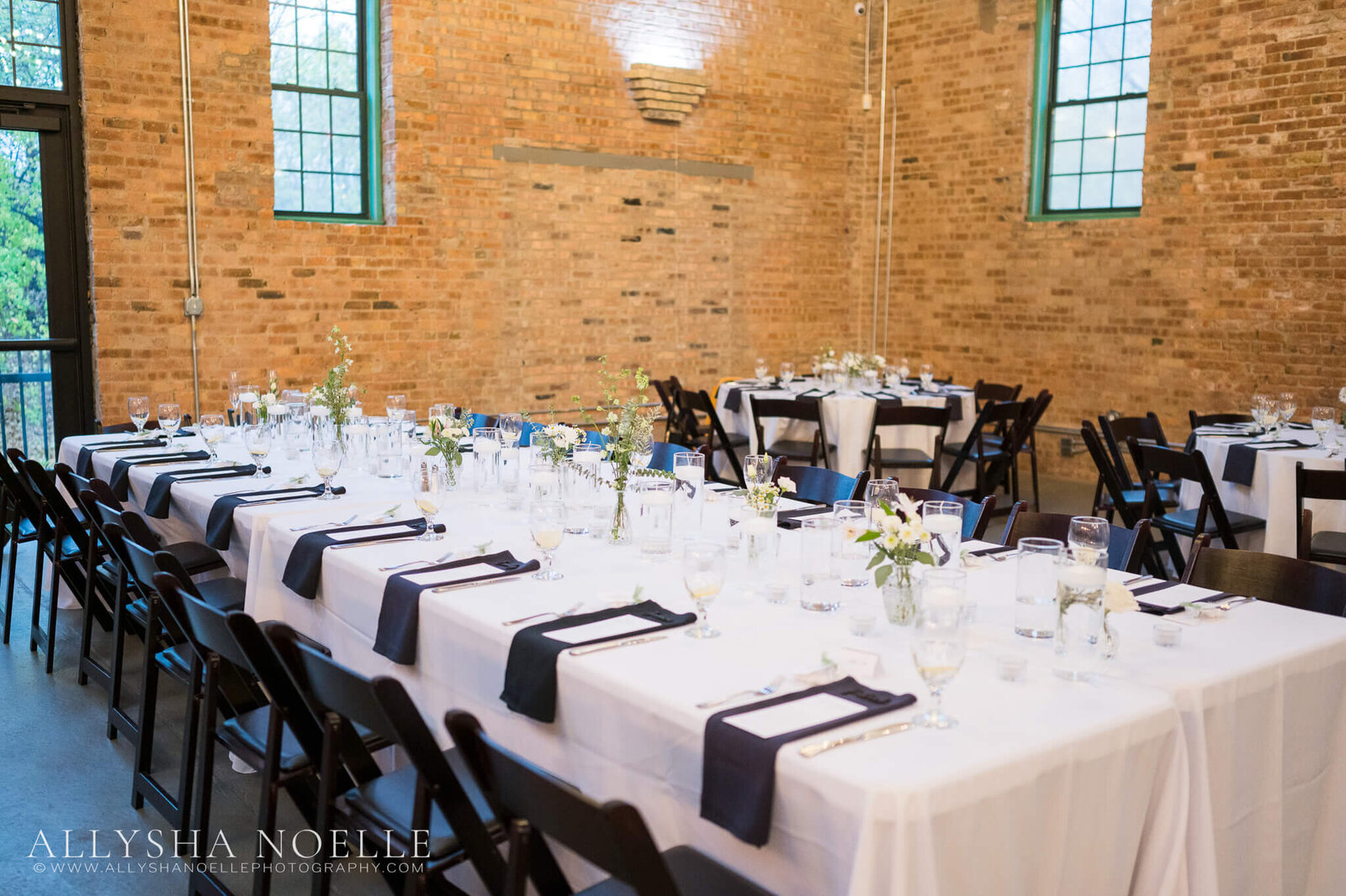 Wedding-at-The-Factory-on-Barclay-in-Milwaukee-0716