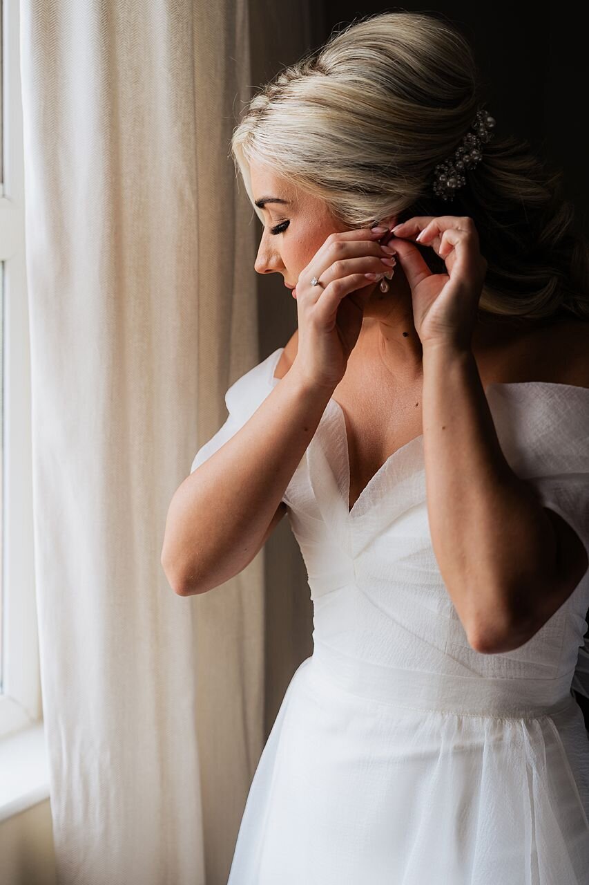 Relaxed Timeless Slieve Russell Cavan Wedding Photos  (13)