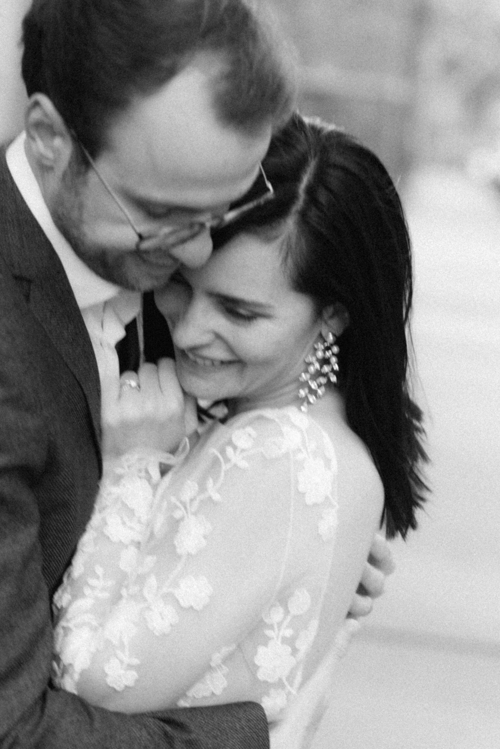 Romantic post-wedding photograph of a couple in love.  Image by the wedding photographer Hannika Gabrielsson in Helsinki Finland.