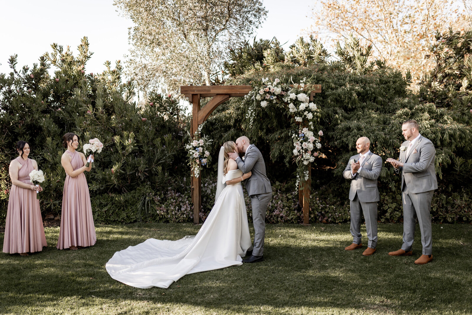 250524-Julia-Harry-Rexvil-Photography-Adelaide-Wedding-Photographer-348
