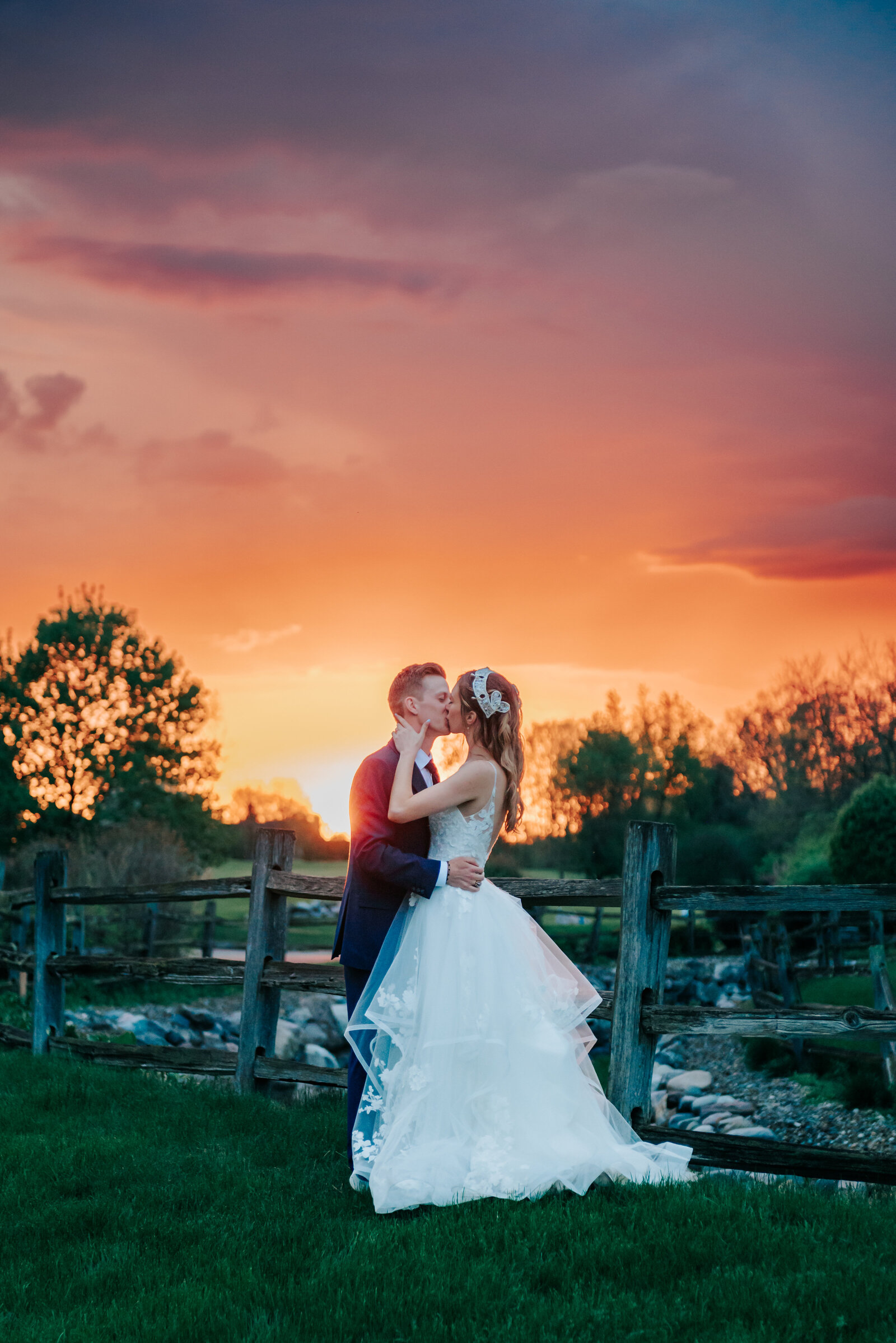 ANN-ARBOR-WEDDING-PHOTOGRAPHER-STONEBRIDGE-GOLF-CLUB-STARR-CAPTURED-BY-KELSEY-862