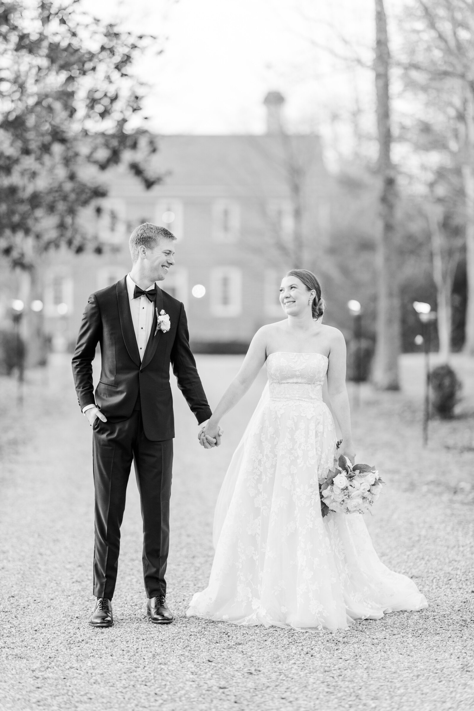Happily Ever After – Bride & Groom’s Winter Love Story