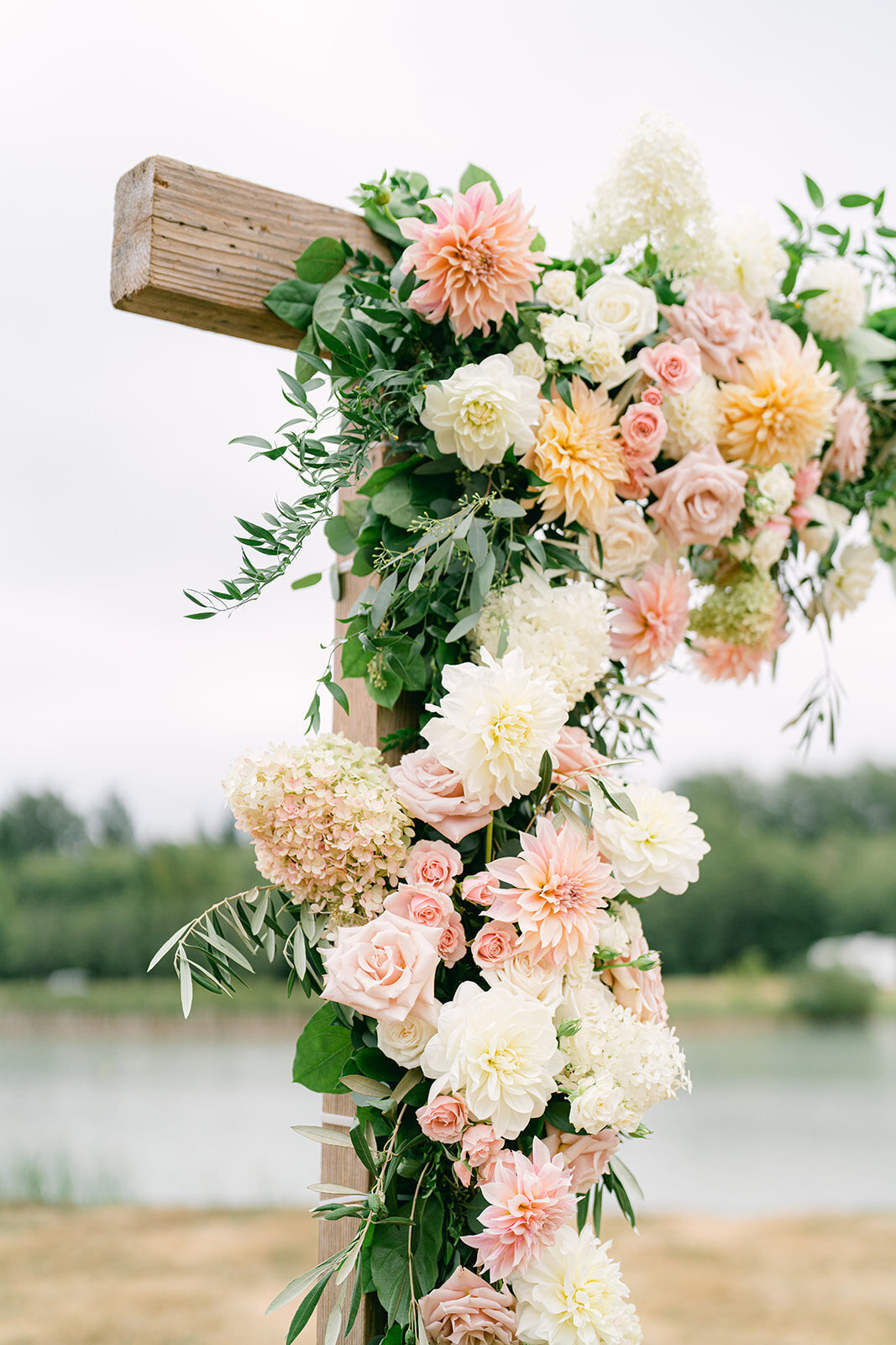 bo-hill-backyard-weddingbrit-chad-43