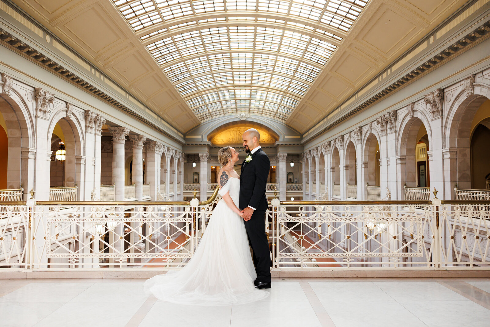 ct-wedding-photographer-society-room-hartford-city-hall-2