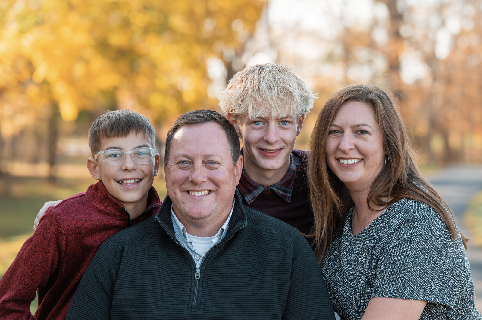 Family photo in Noblesville with fall colors