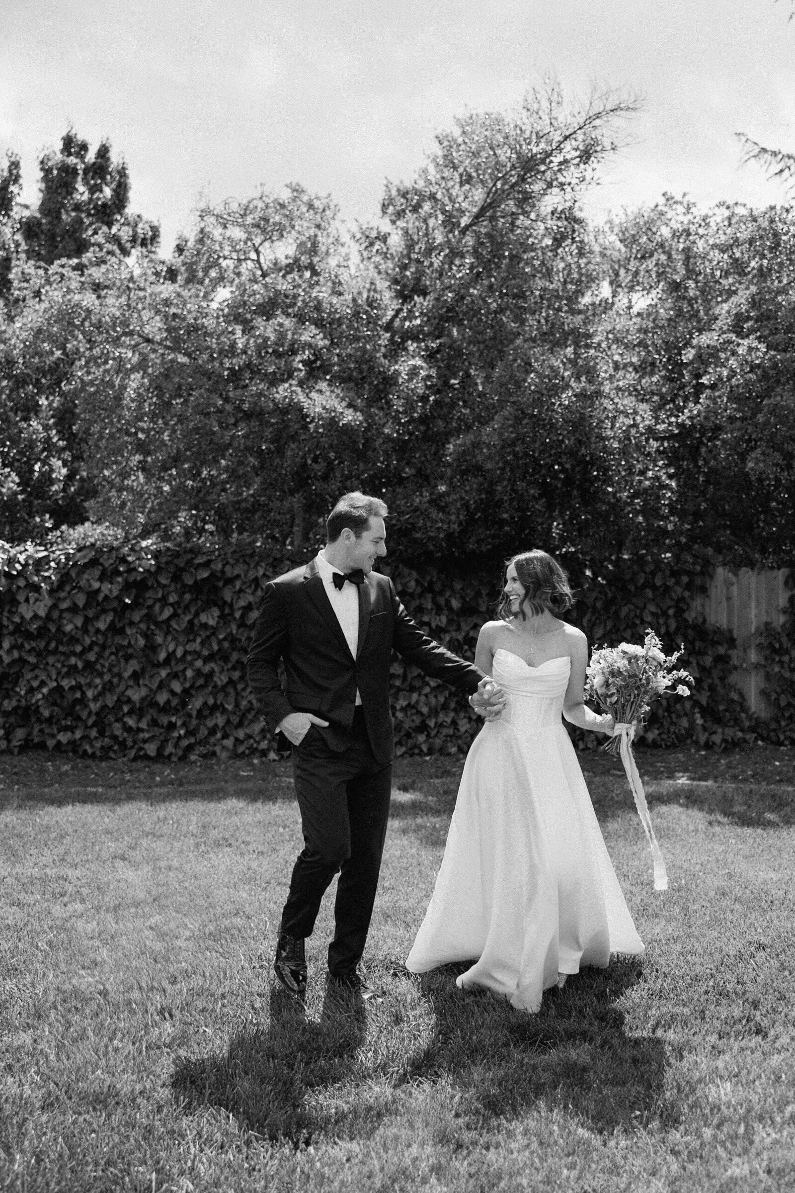 ChicBackyardWedding_Chandler+Josh_KatelynBradleyPhotography82