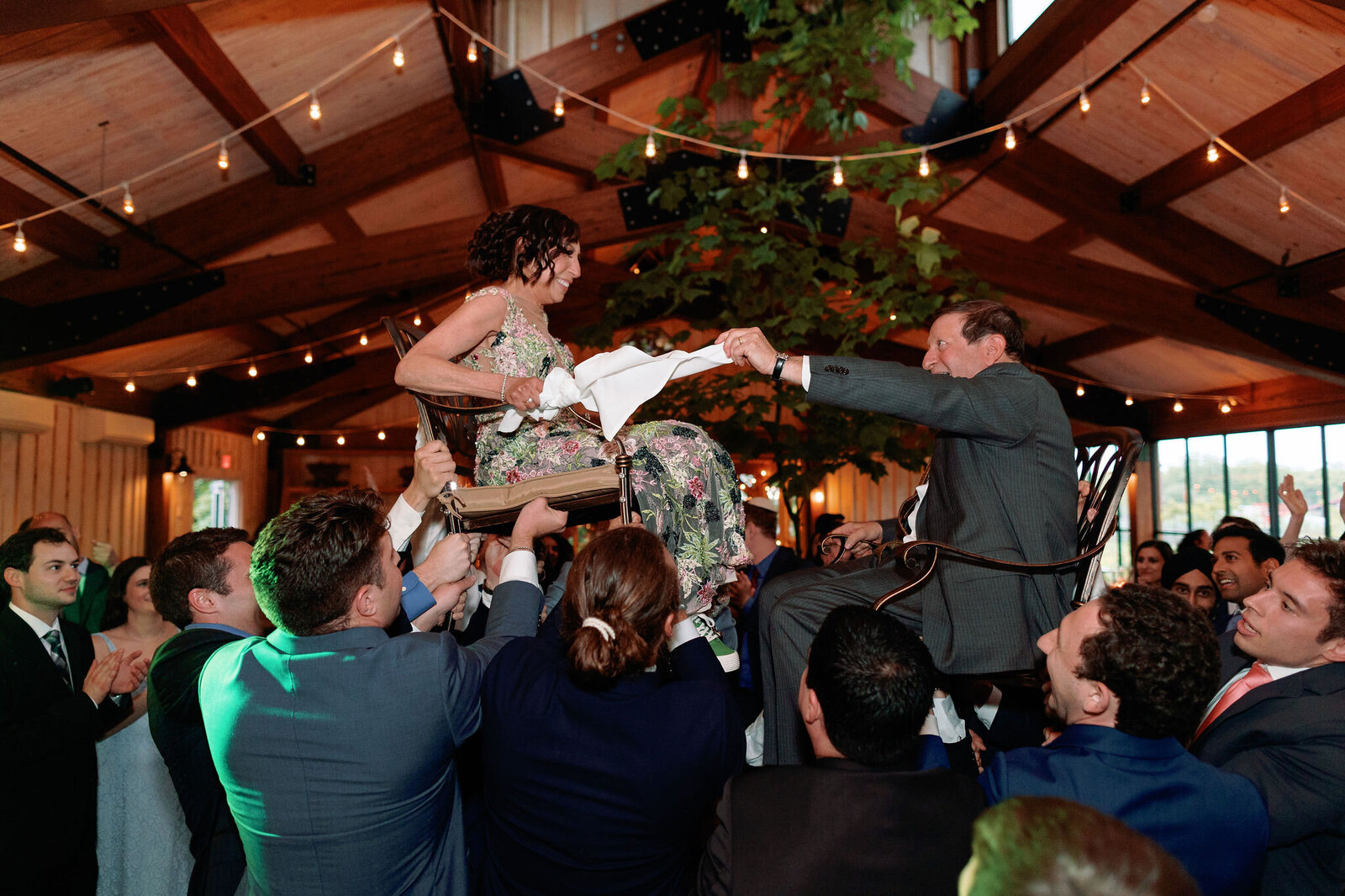 red-maple-vineyard-wedding-hudson-valley-557