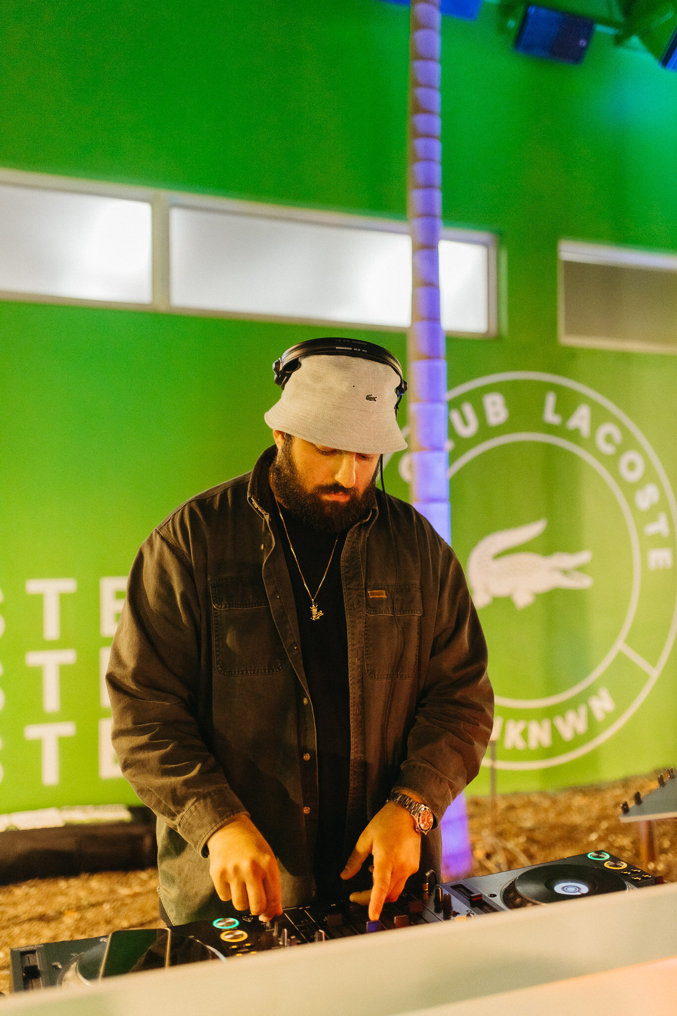 LACOSTE MIAMI - LACOSTE UKNOWN - by @williamk @laclefprod-157