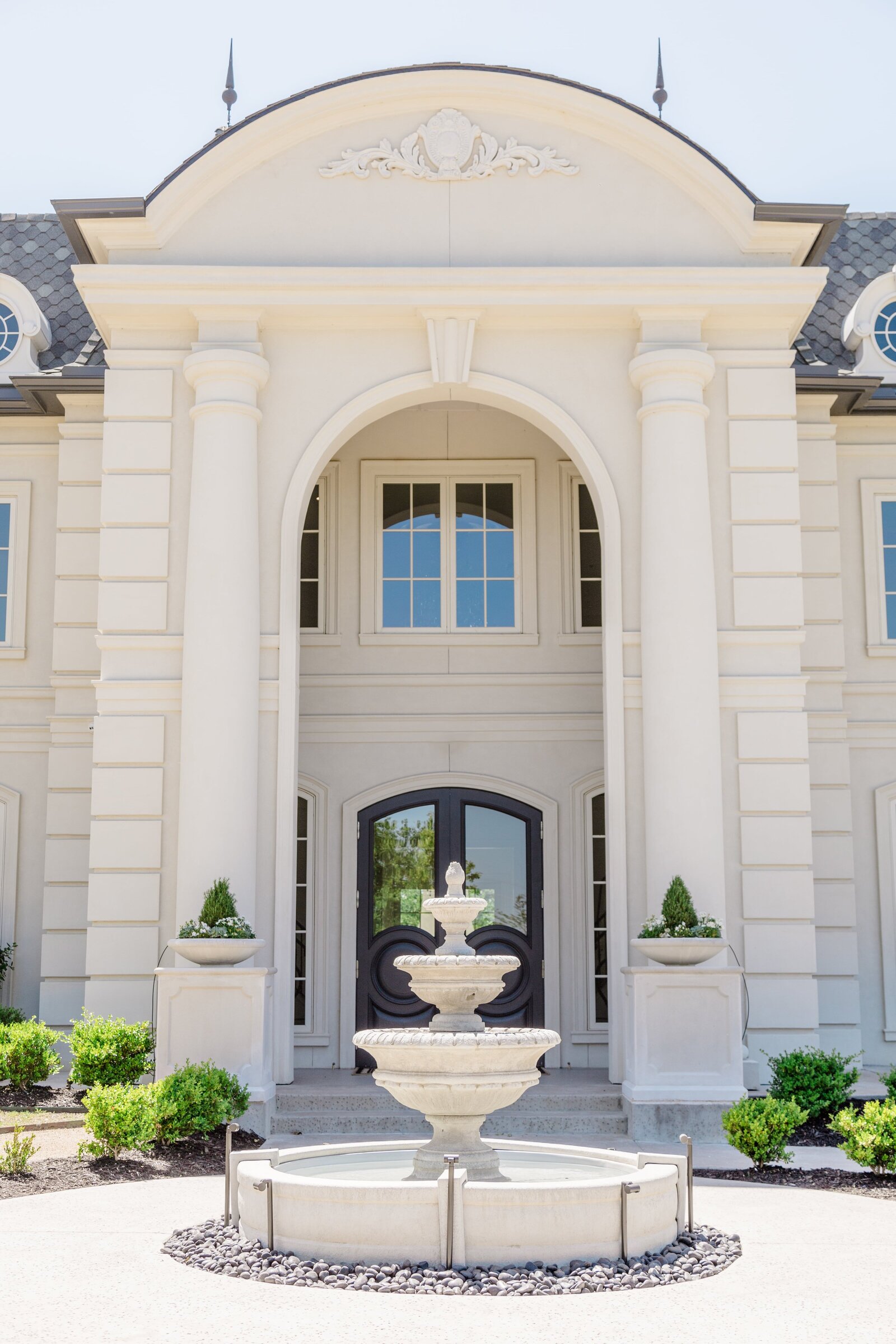 0424_LorenZachWedding_AmberWatkins_0004-min