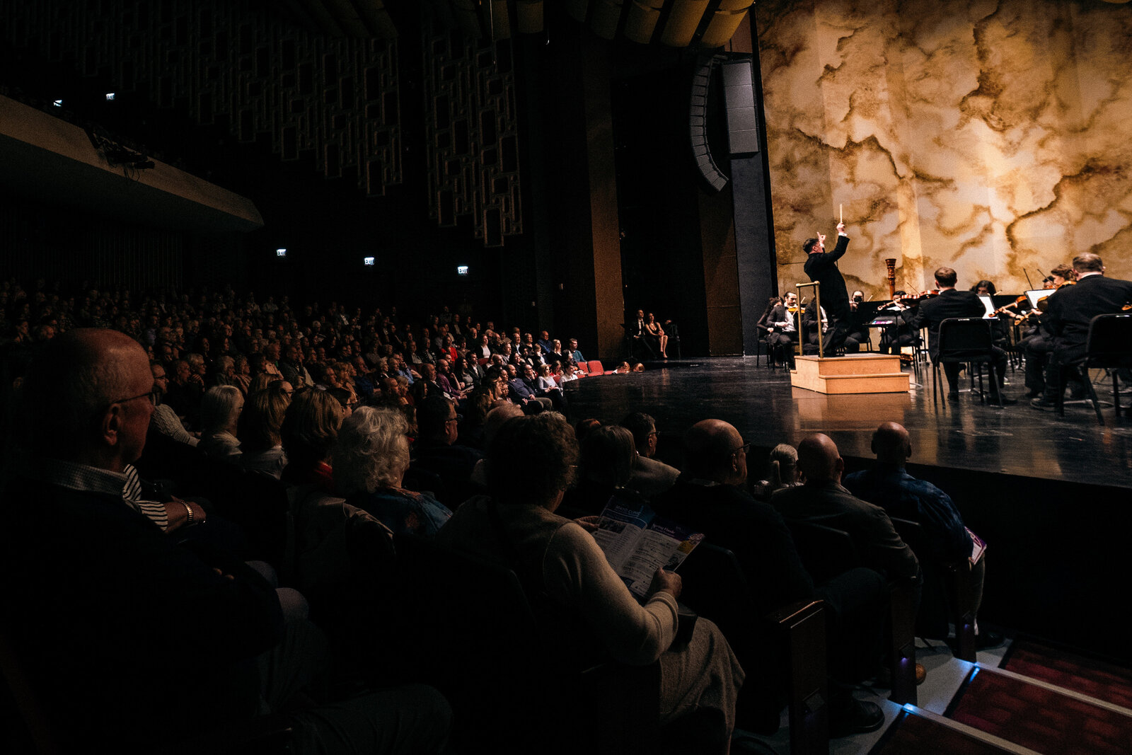 Performance - 040624-217