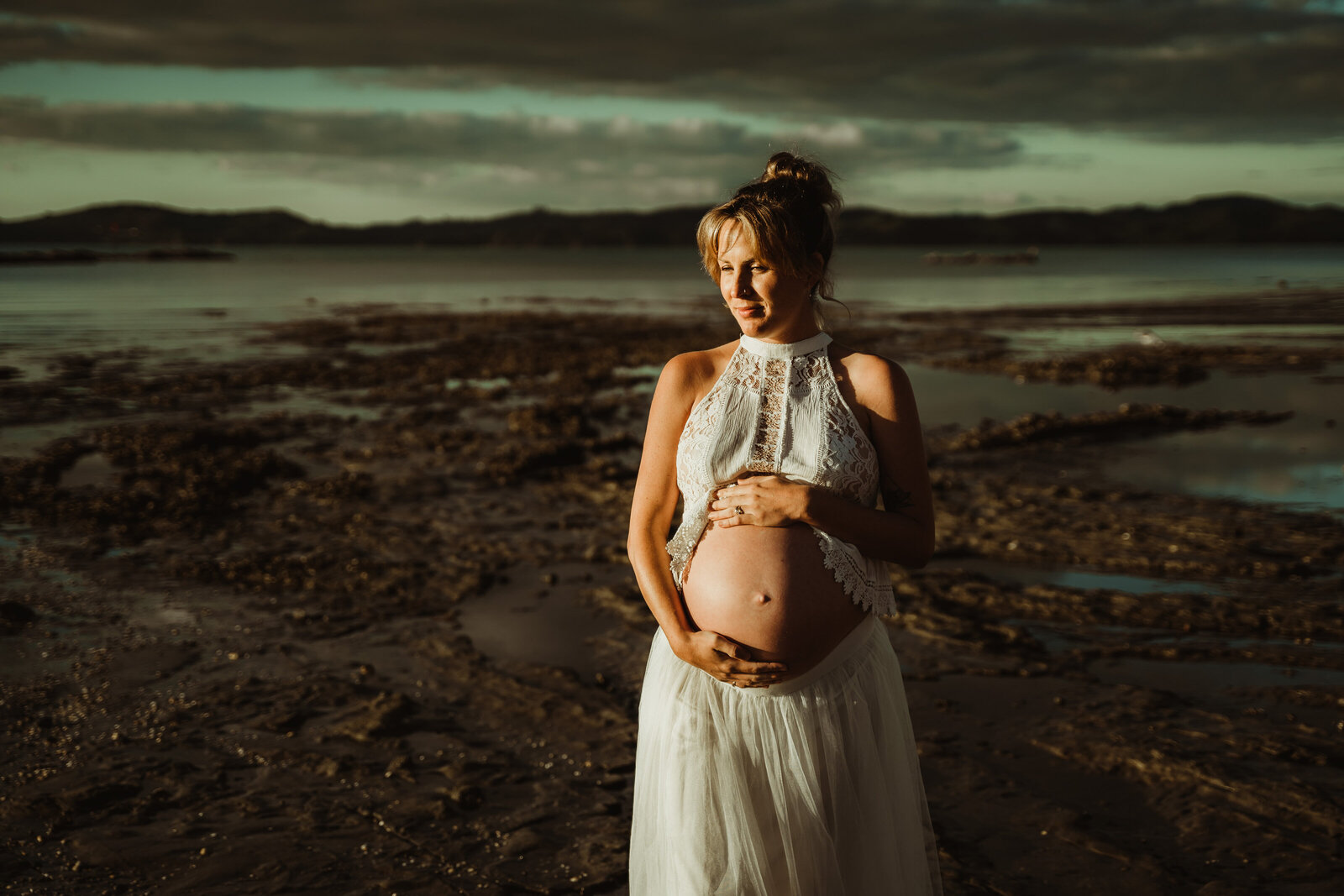 MountMaunganui-photographer-maternity-beach-4-2