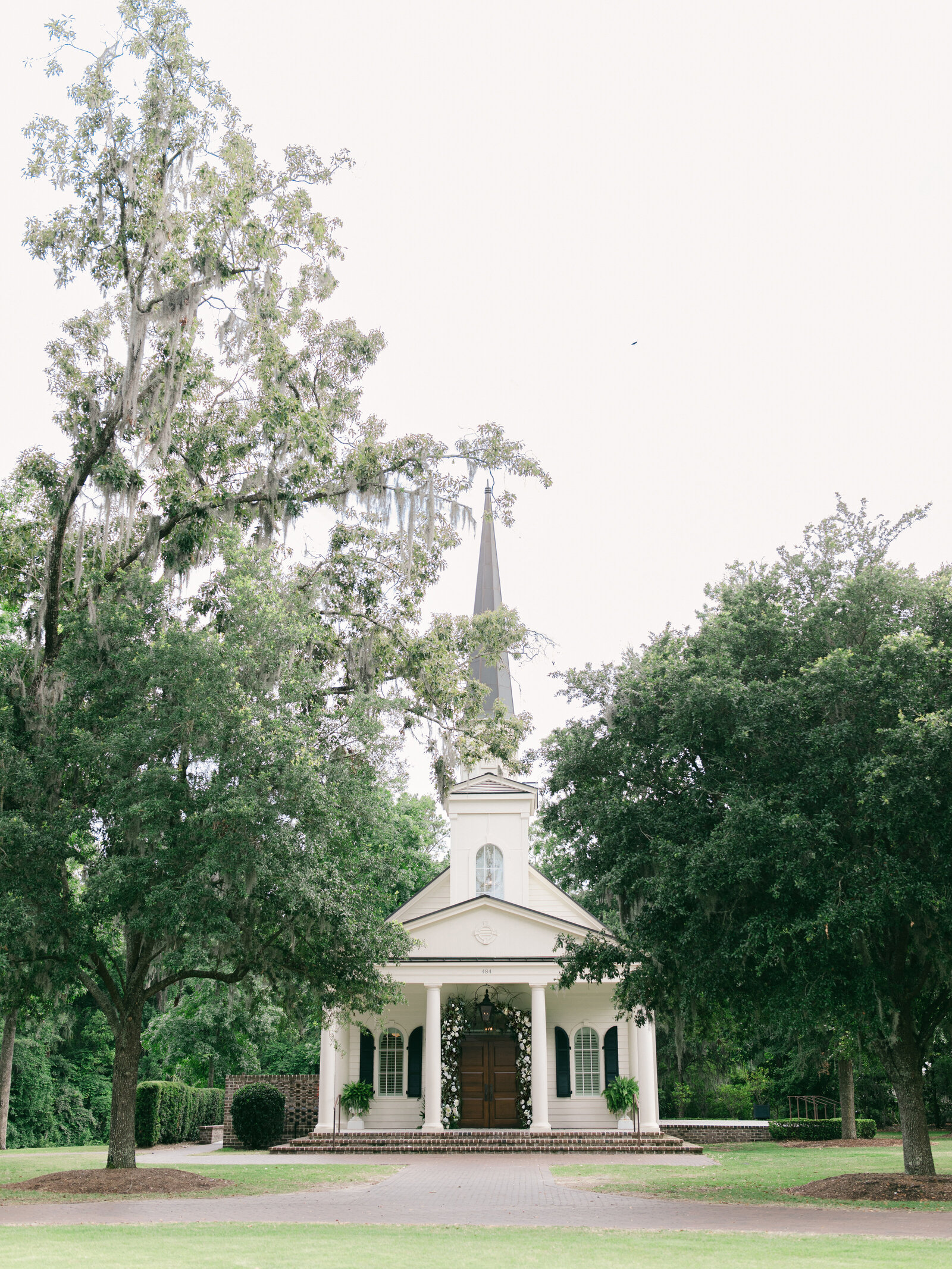 1-torianna-brooke-portraiture-montage-palmetto-bluff-wedding-somersetchapel-photographer