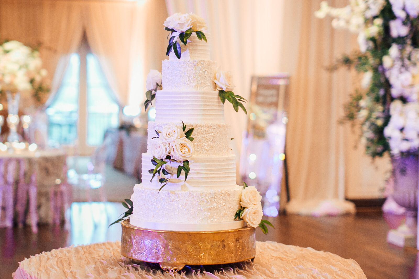 Glamorous-Wedding-Cake-Ashley-Cakes-8