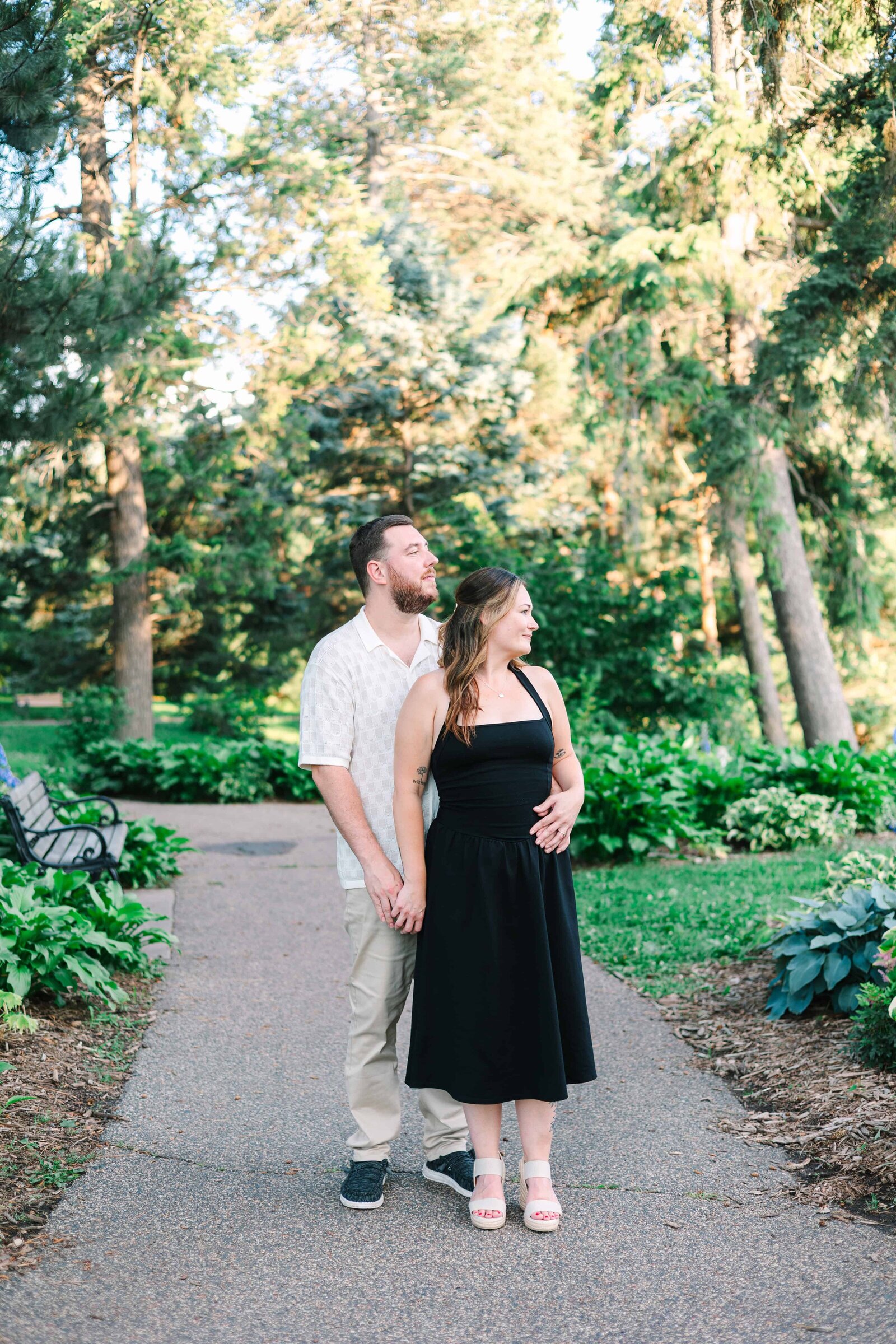 Como-Park-St-Paul-Minnesota-Engagement-Photo-Willow-And-Rove-78