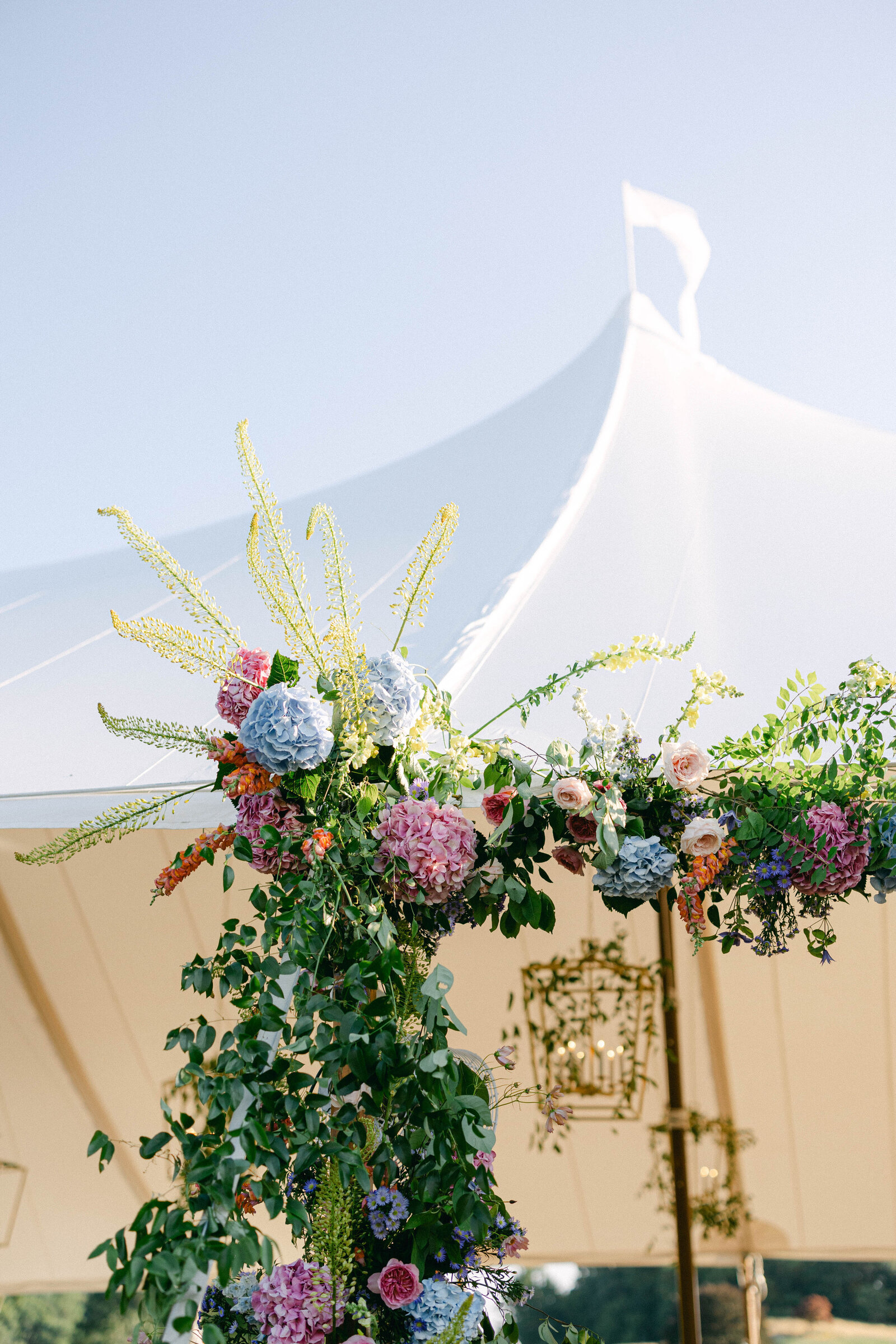 03-Tented-Woodway-Country-Club-Connecticut-Wedding-Planner-Mary-Thornton-Events
