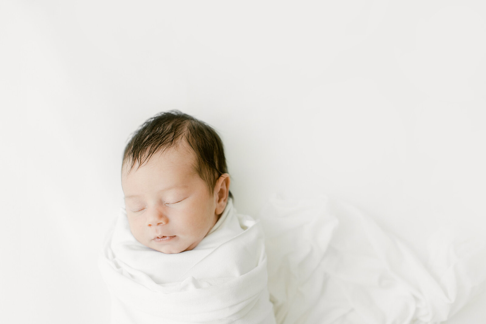 baby-boy-newborn-photos-in-bentonville-48