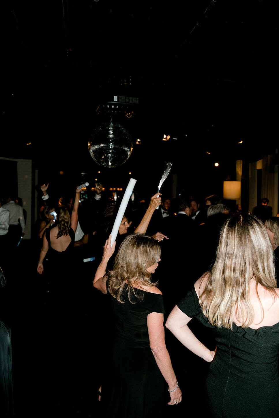 Chicago-wedding-photographer-lindsay-elaine-photography-1010