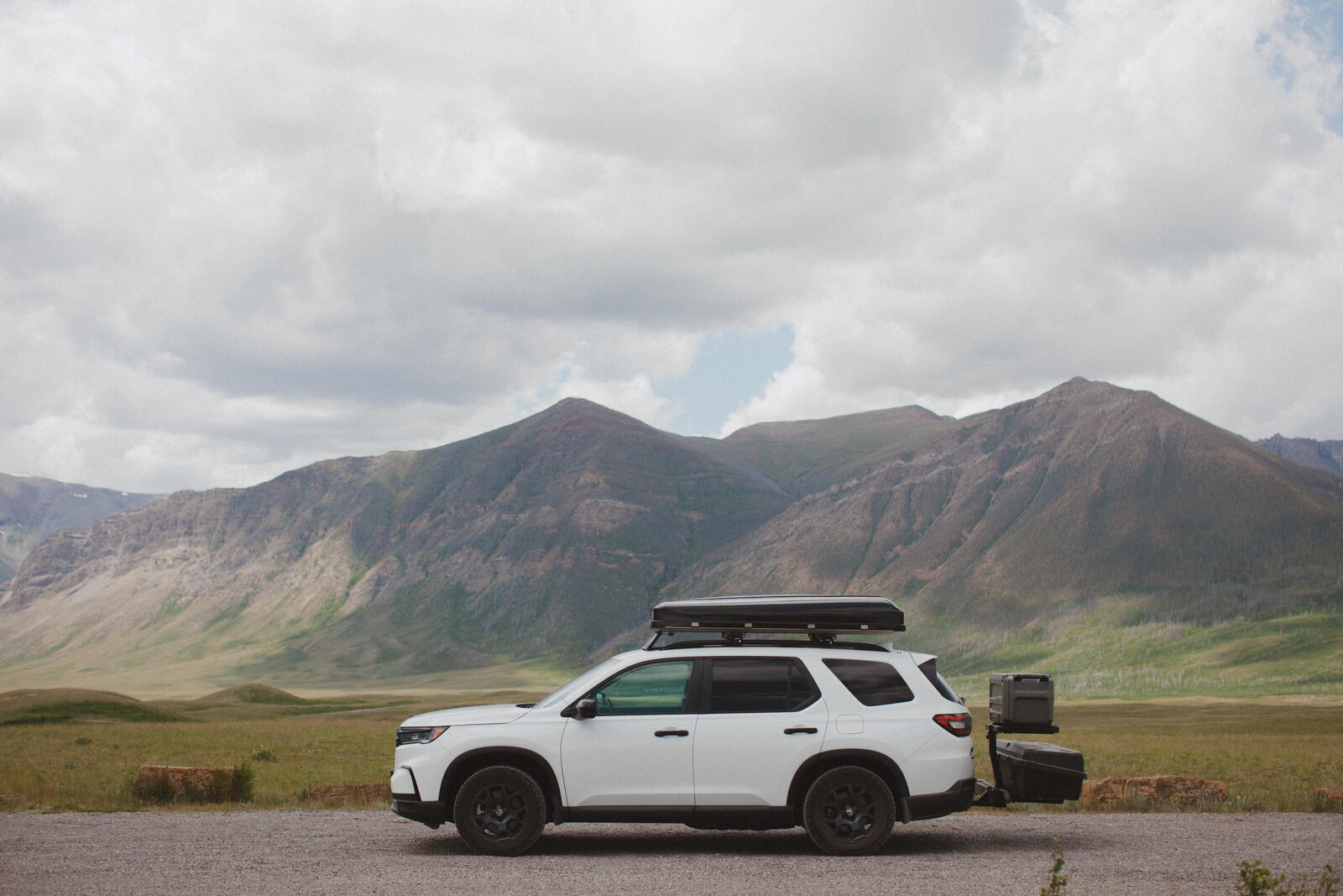 north-campervan-waterton-liv-hettinga-photography-2