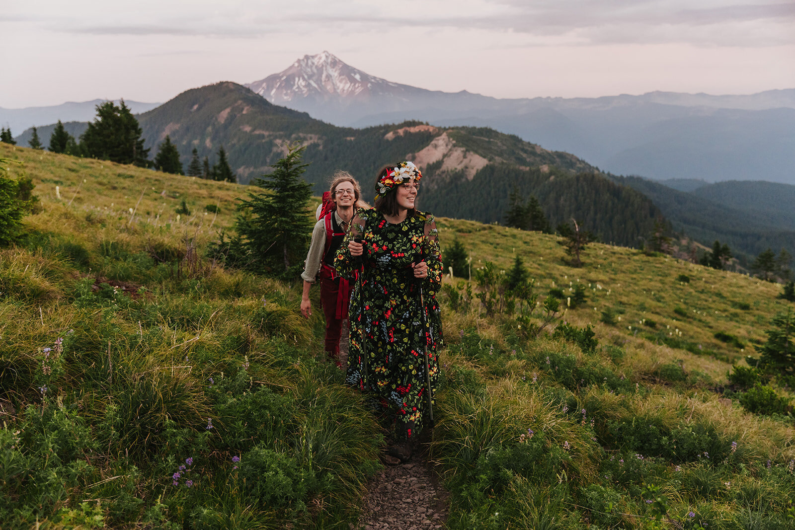 Marissa-Solini-Photography-Oregon-Hiking-Elopement-Emily&Jordan-231_websize
