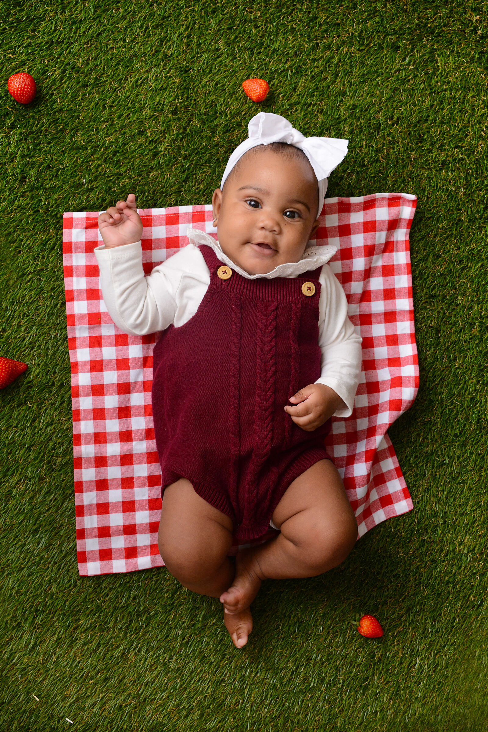 girl at her half birthday photoshoot