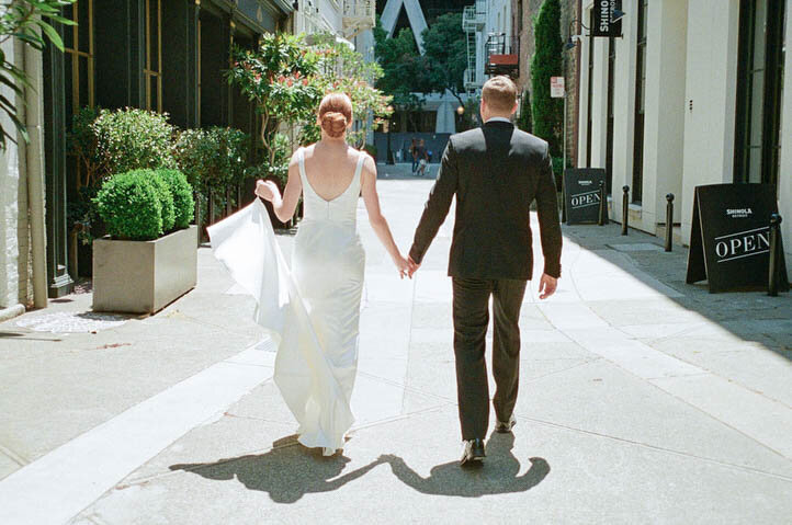 Formal-Cathedral-Modern-Wedding111