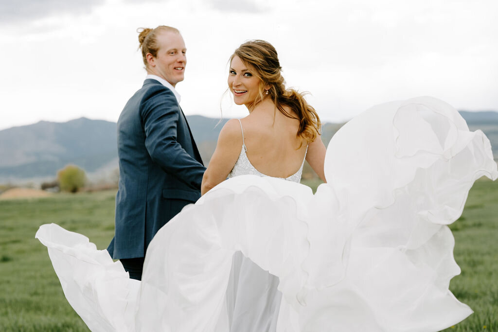 couple portraits at outdoor wedding in Longmont, Colorado