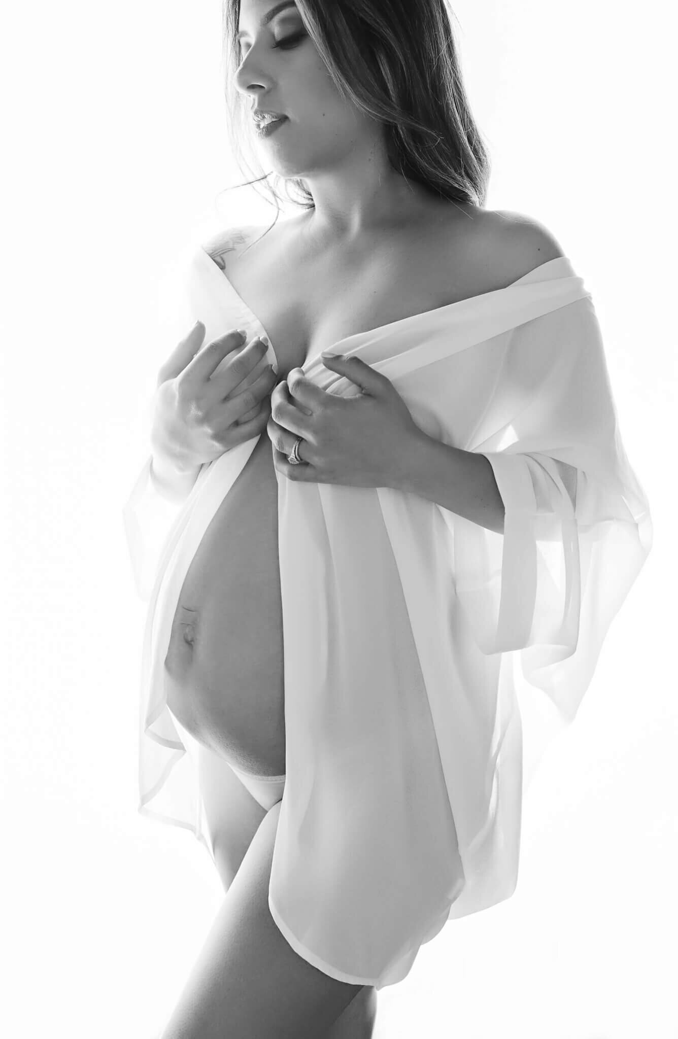 Black and white maternity session by Austin photographer
