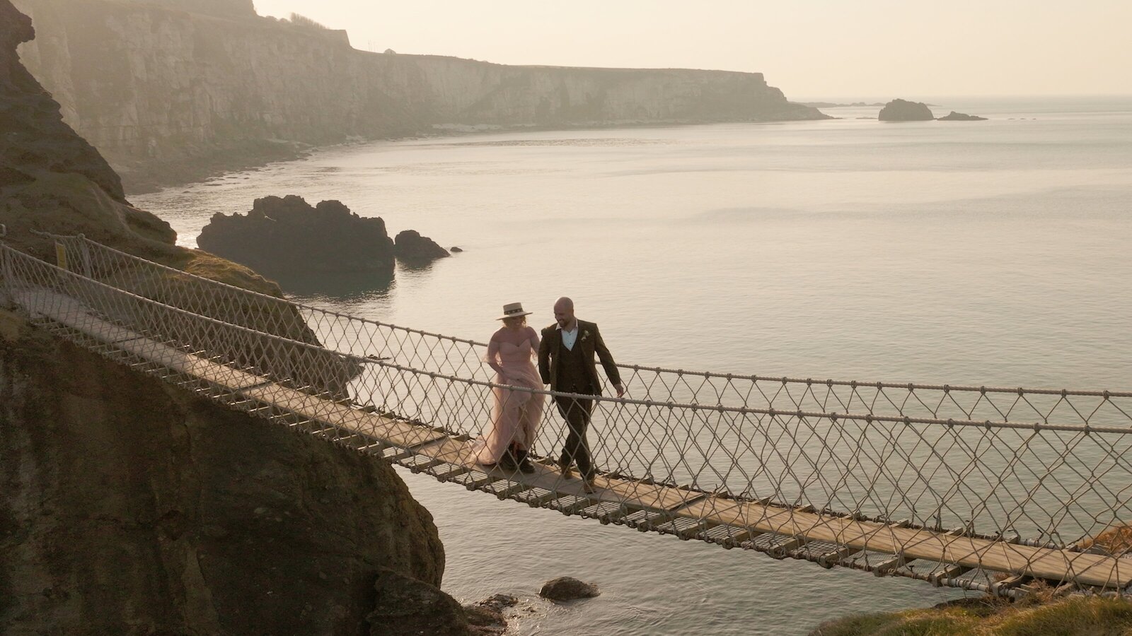 Carrick-a-Rede-Weddings-Elopements-Cinematic-Tide-05