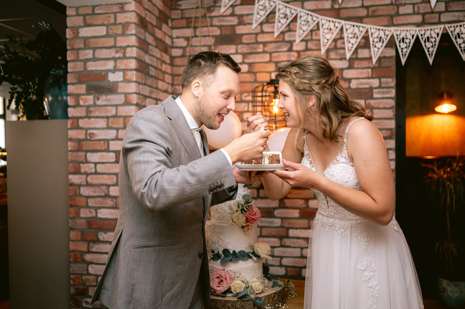 ShauniHartlandFotografie-TrouwFotograaf-FotograafNoordHolland-Bruiloftfotograaf-TrouwenInHetBos_NadineEnRick-170