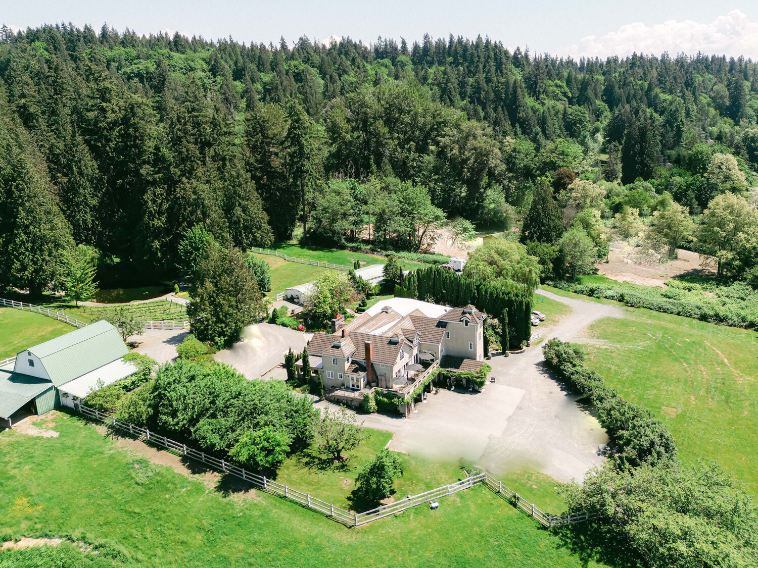 Stunning aerial view of Chateau Lill, a Washington Wedding Venue