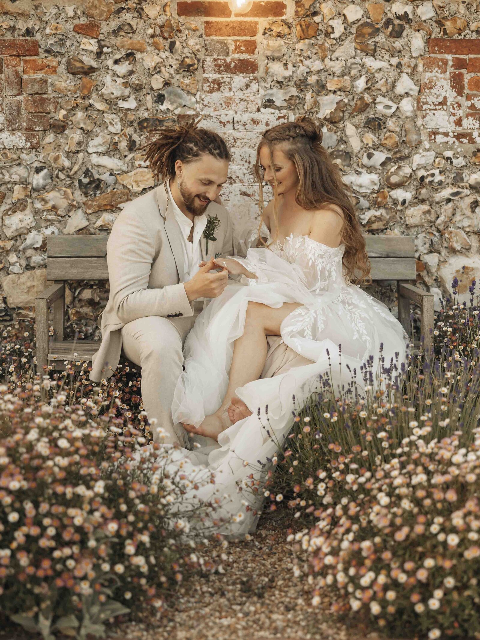 Abi-Oli-Wedding-Bench-2783