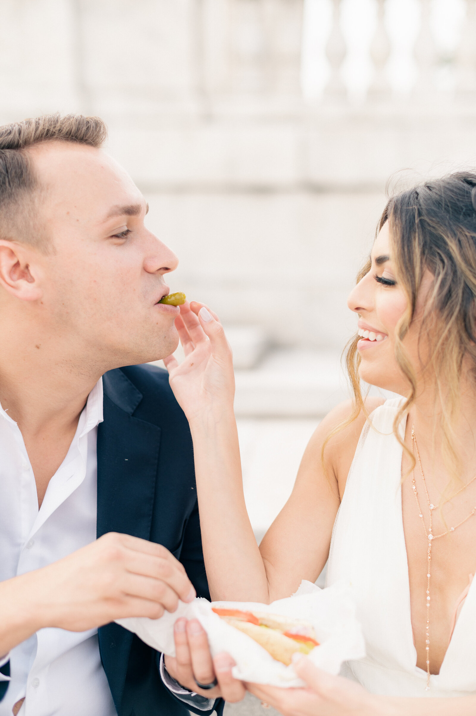 chicago rookery building and board of trade and museum campus wedding photos-8314