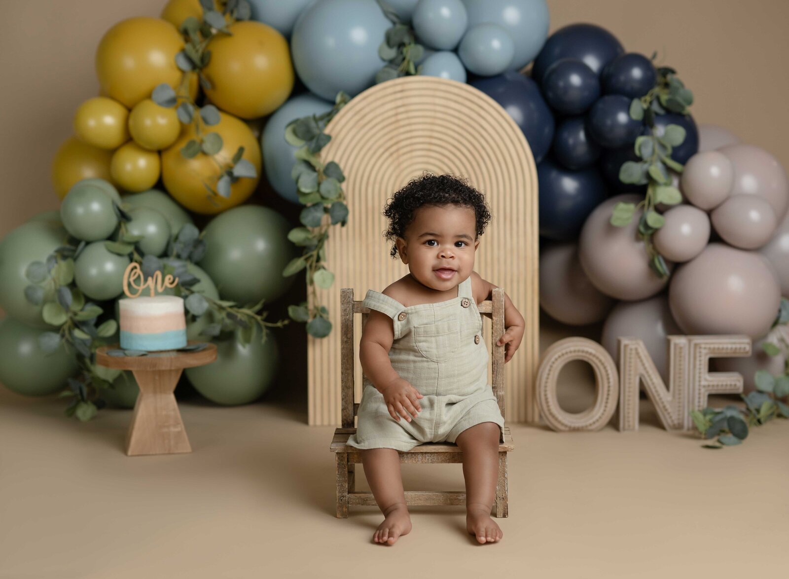 Cake-Smash-Photographer-Atlanta-GA