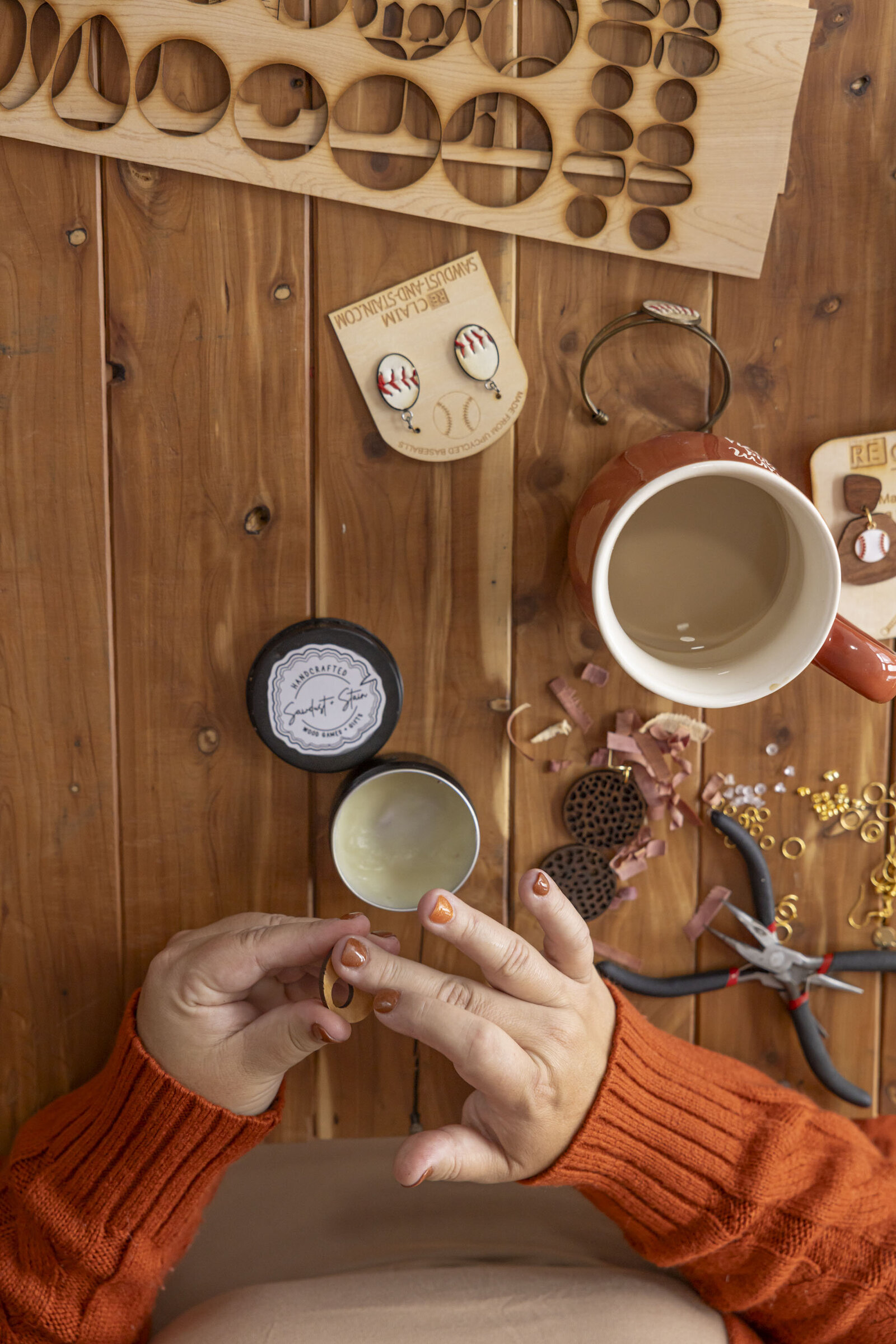 Sawdust-and-stain-nky-personal-branding-Jennifer Blackburn-your-brand-compass-2675