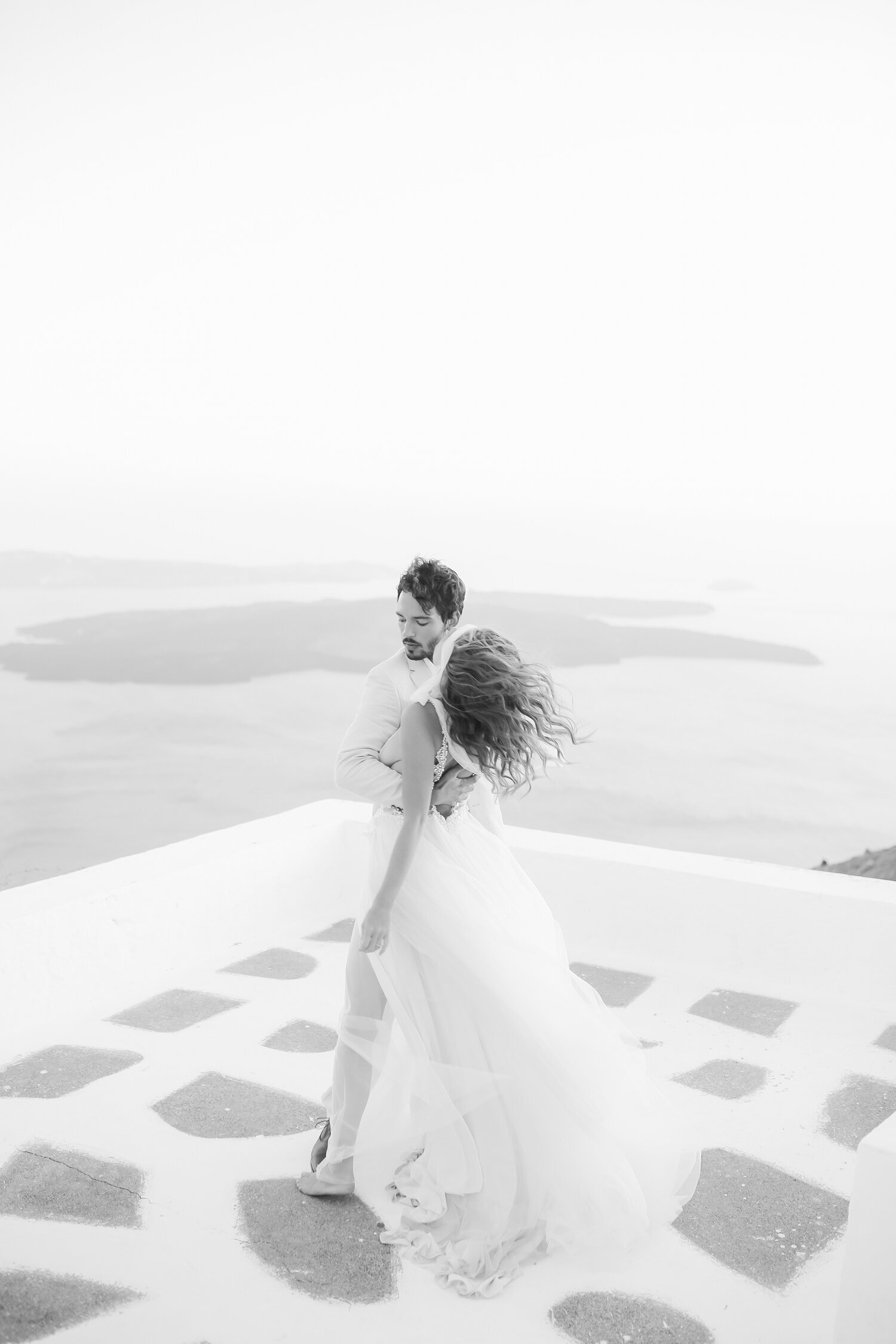 santorini-couple-dance-sunset