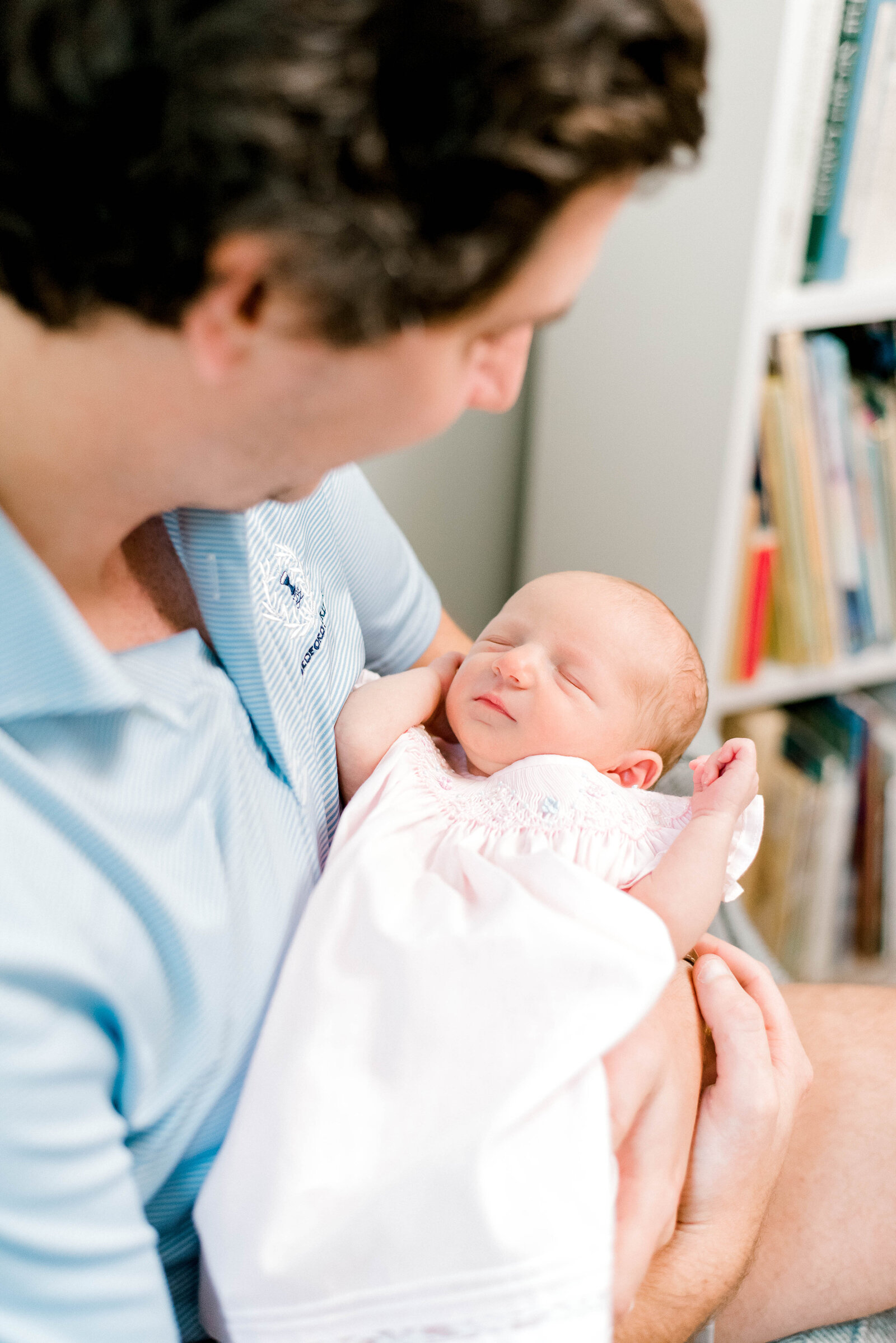 Charlotte-Newborn-Photographer-North-Carolina-Bright-and-Airy-Alyssa-Frost-Photography-In-Home-Session-8