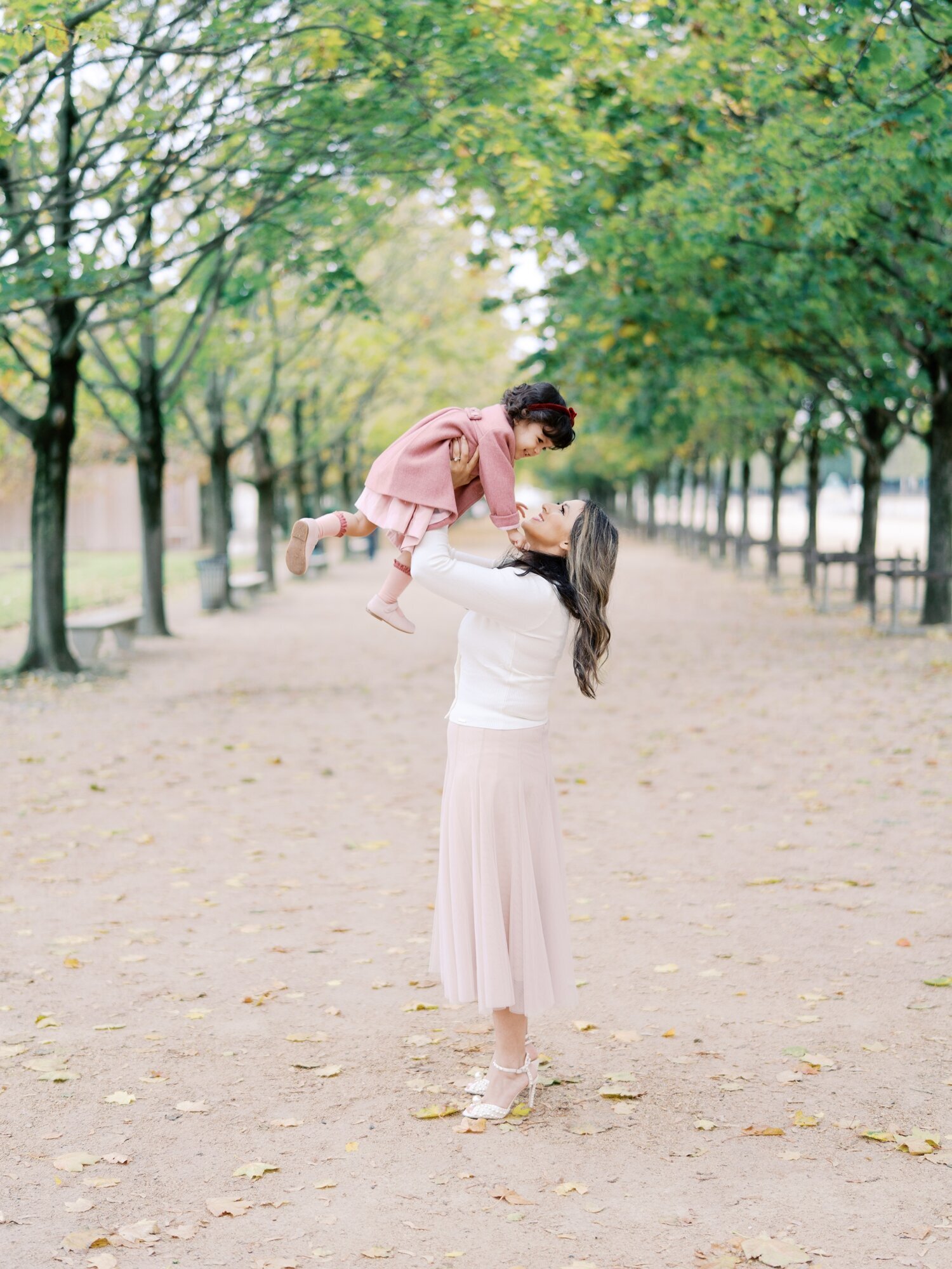 Emilia+Sara_Michelle Wever Photography-78