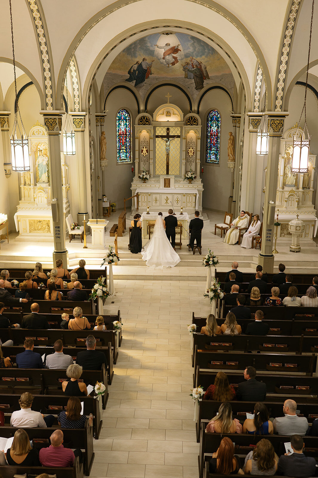 Jordan Grover Photo is a wedding photographer serving St. Louis, Central, and Eastern Missouri as well as travel + destination weddings. Jordan Grover Photo is an editorial and documentary style of photography.