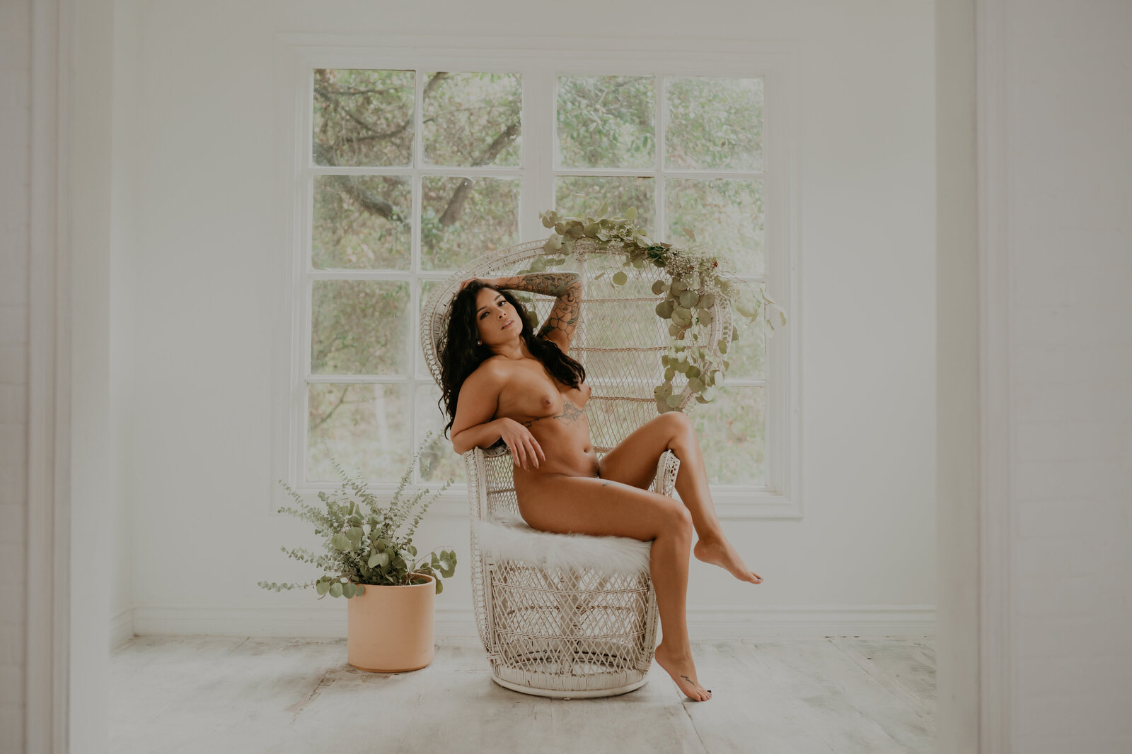 Temecula, California  photographer Yescphotography boho inspired boudoir photoshoot