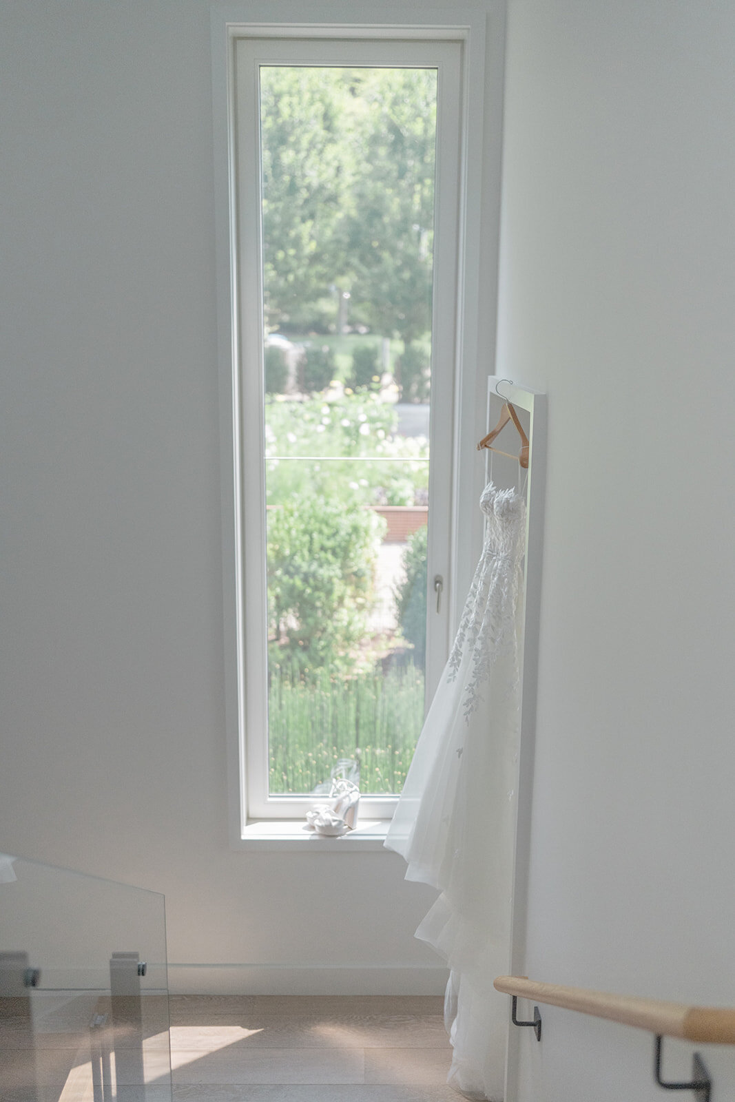 AlexandEmilywed019