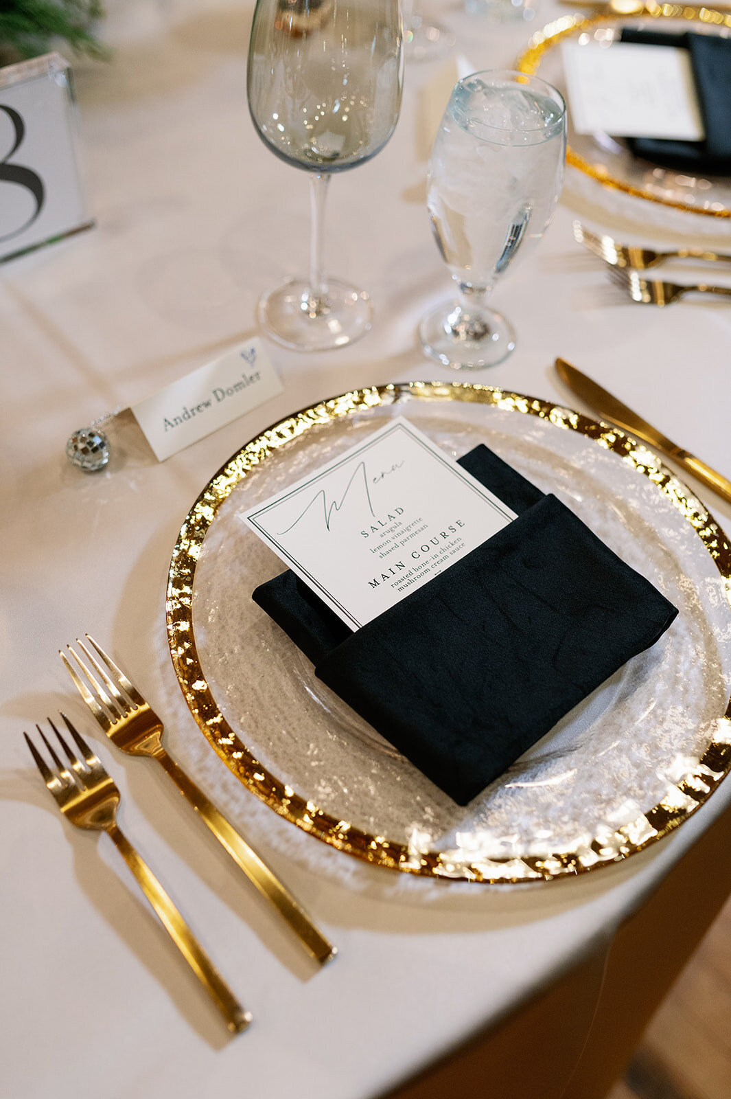 new-years-eve-wedding-table-scape