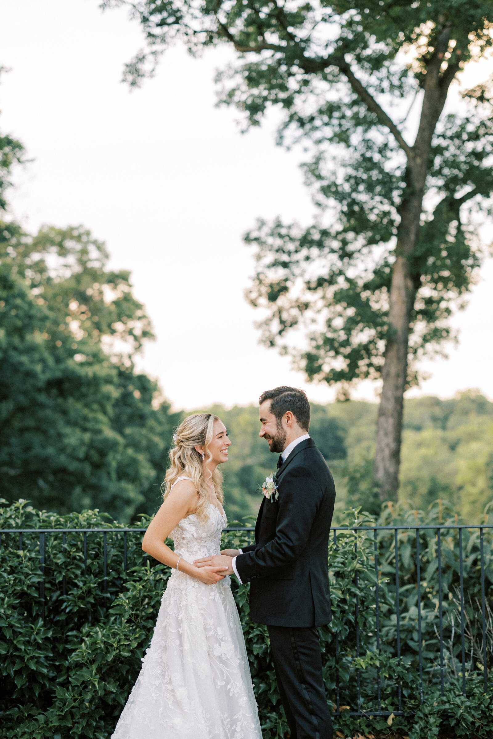 Huntingdon_Valley_Country_Club_Wedding_Photos00080