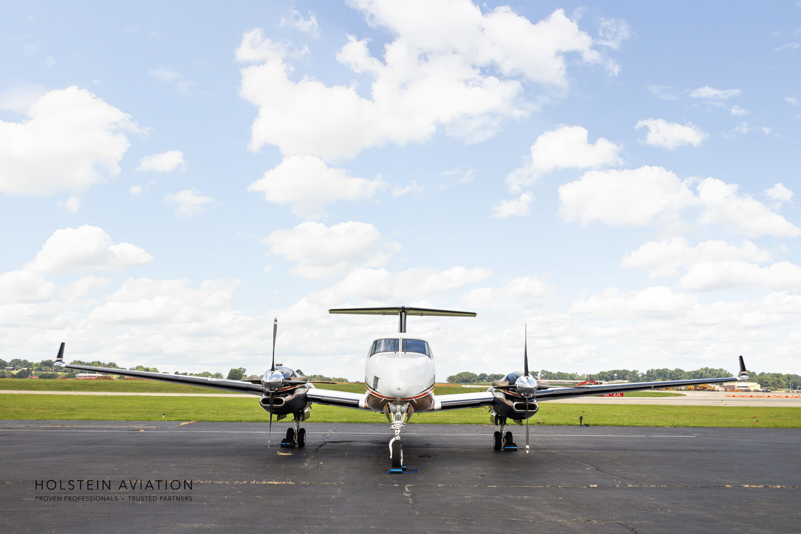 KingAir350 N427BC Watermark-30