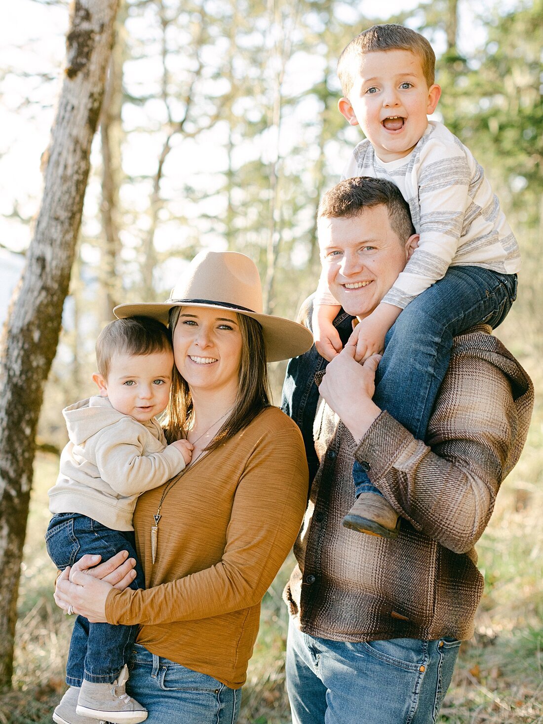 Mountain-top-family-photo-session-1646