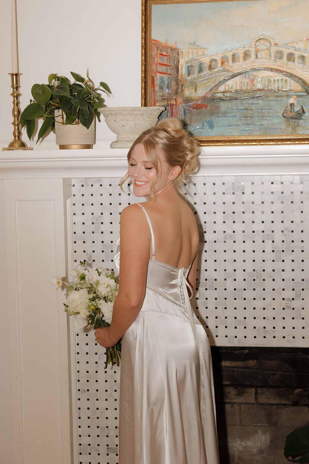 Intimate-Reception-Venues-at-Revelry-Park-Avenue-16