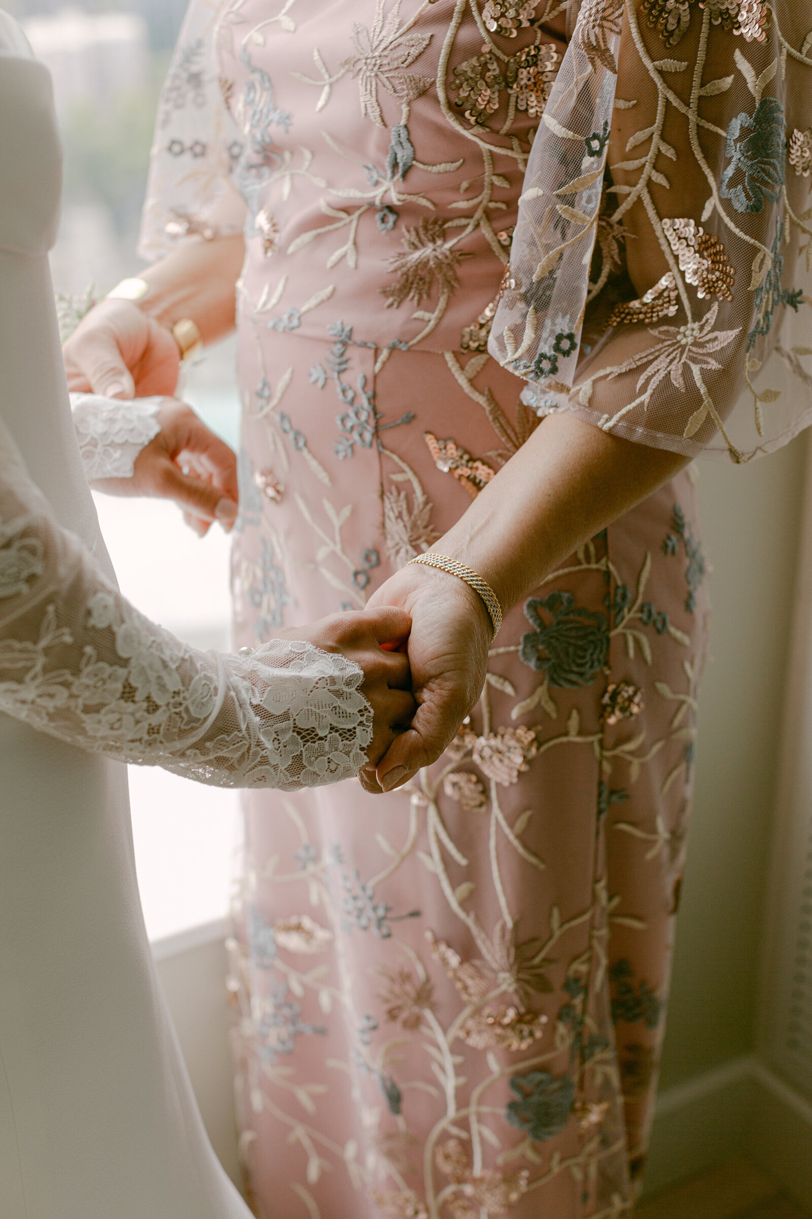 1 - Danielle & Frank Wedding - Canlis - Kerry Jeanne Photography - 128