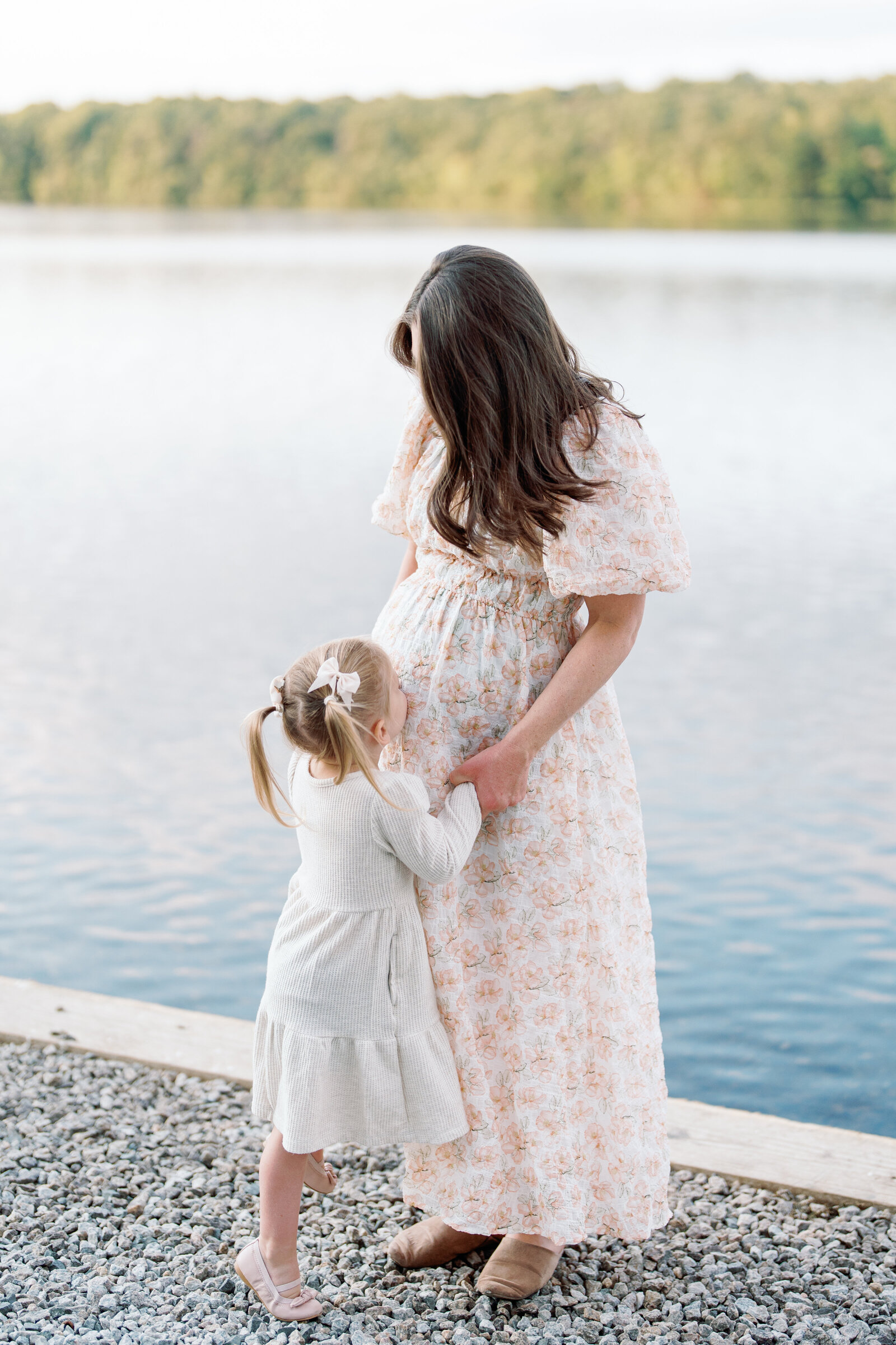 Klaire-dixius-photography-northern-va-family-photographer-burke-lake-maternity-session-7