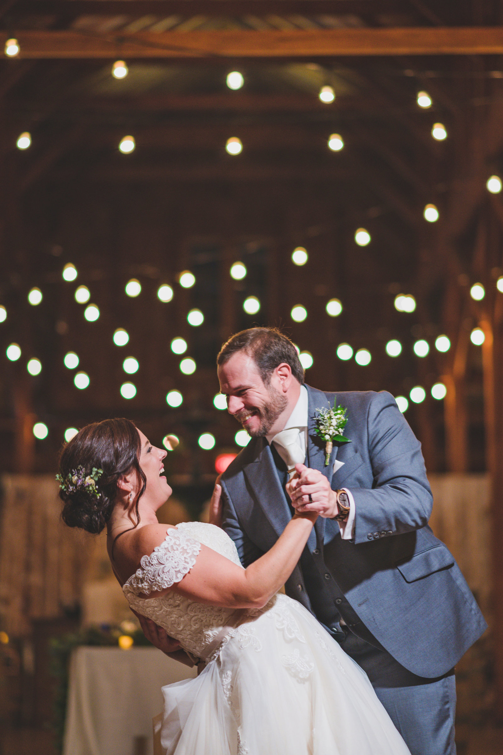 bride and groom dancing at the barn at old bethpage