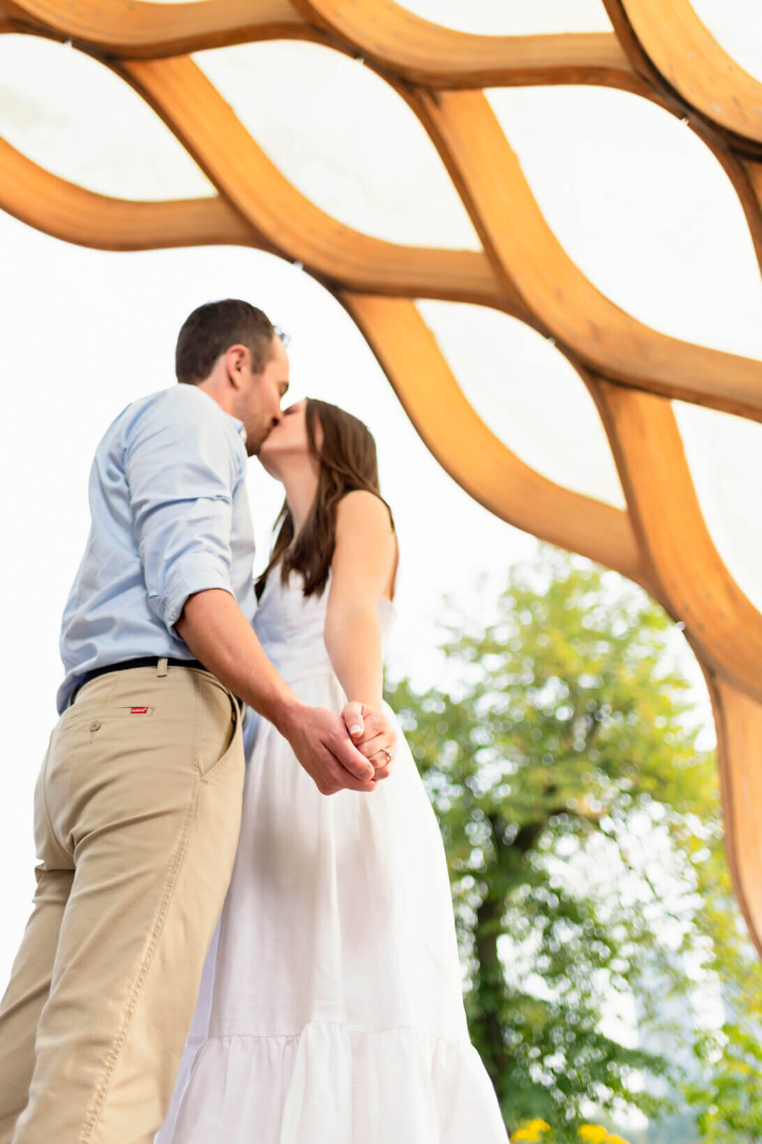 Downtown-Chicago-Engagement-Photos-68