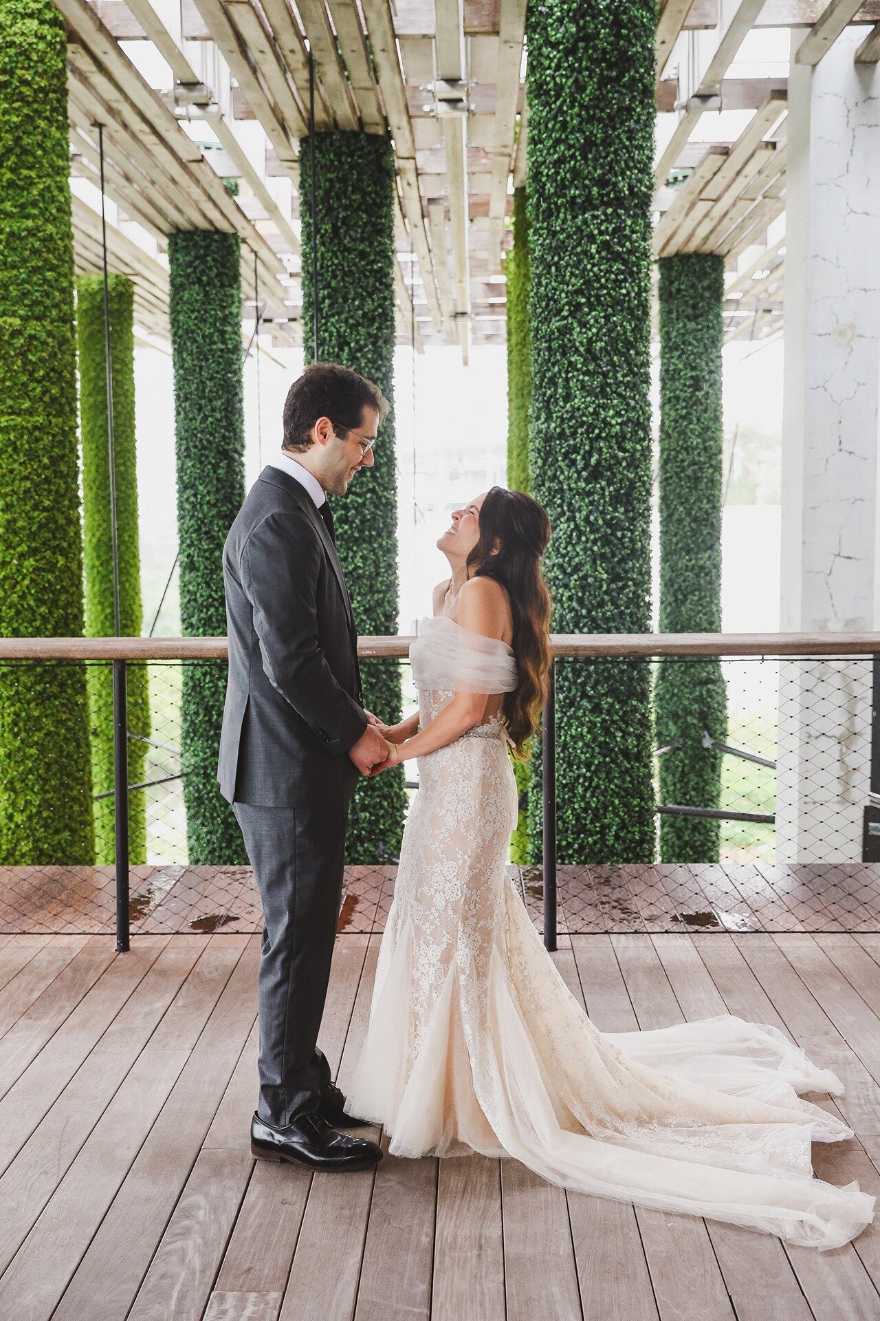 bride-groom-perez-art-museum-wedding-1